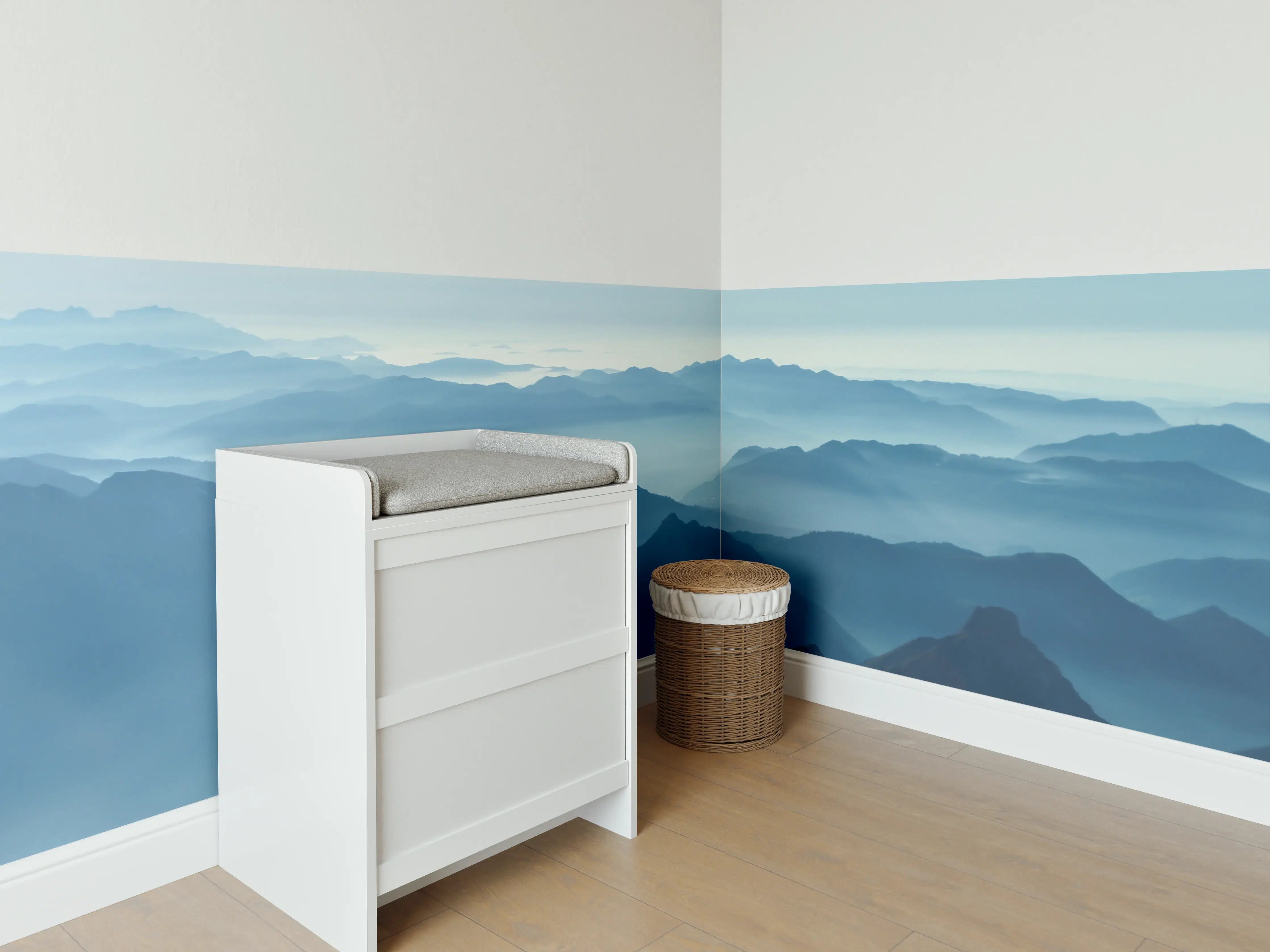 Babyzimmer Wandgestaltung - Nebelschwaden in den Tälern des Voralpenlandes