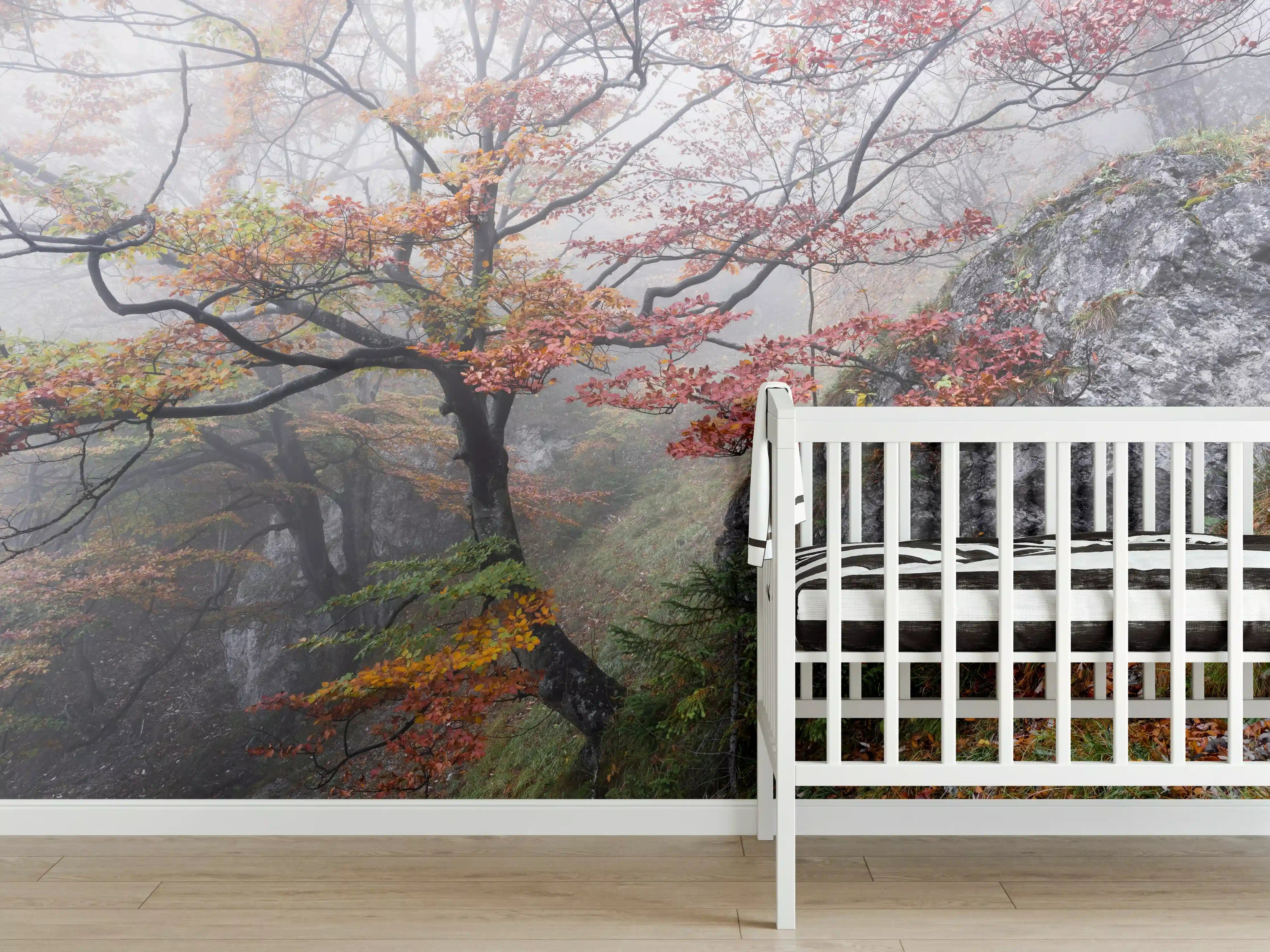 Babyzimmer Wandgestaltung - Nebliger Wald - Slowakei