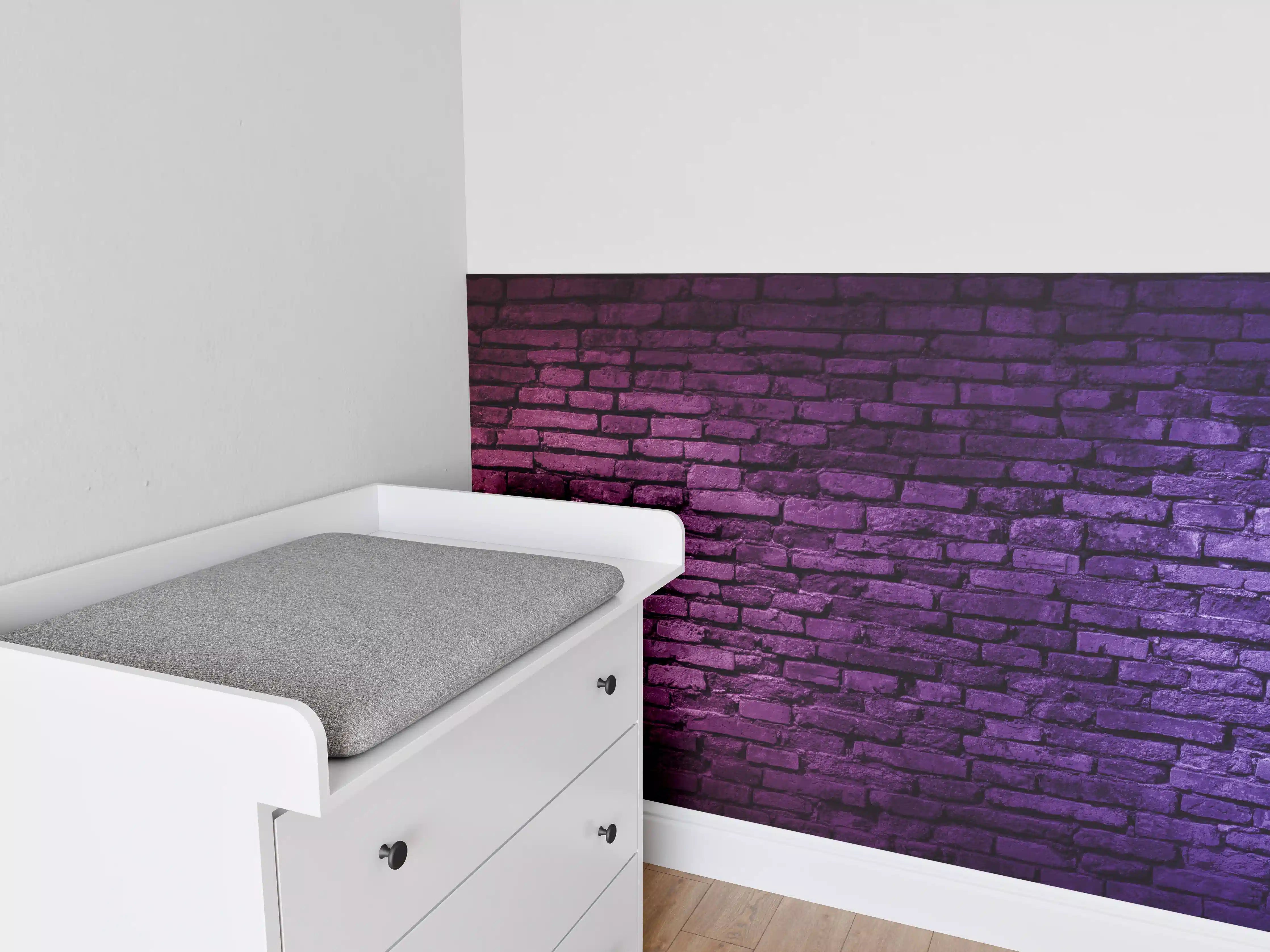 Babyzimmer Wandgestaltung - Neonlicht auf Ziegelwand