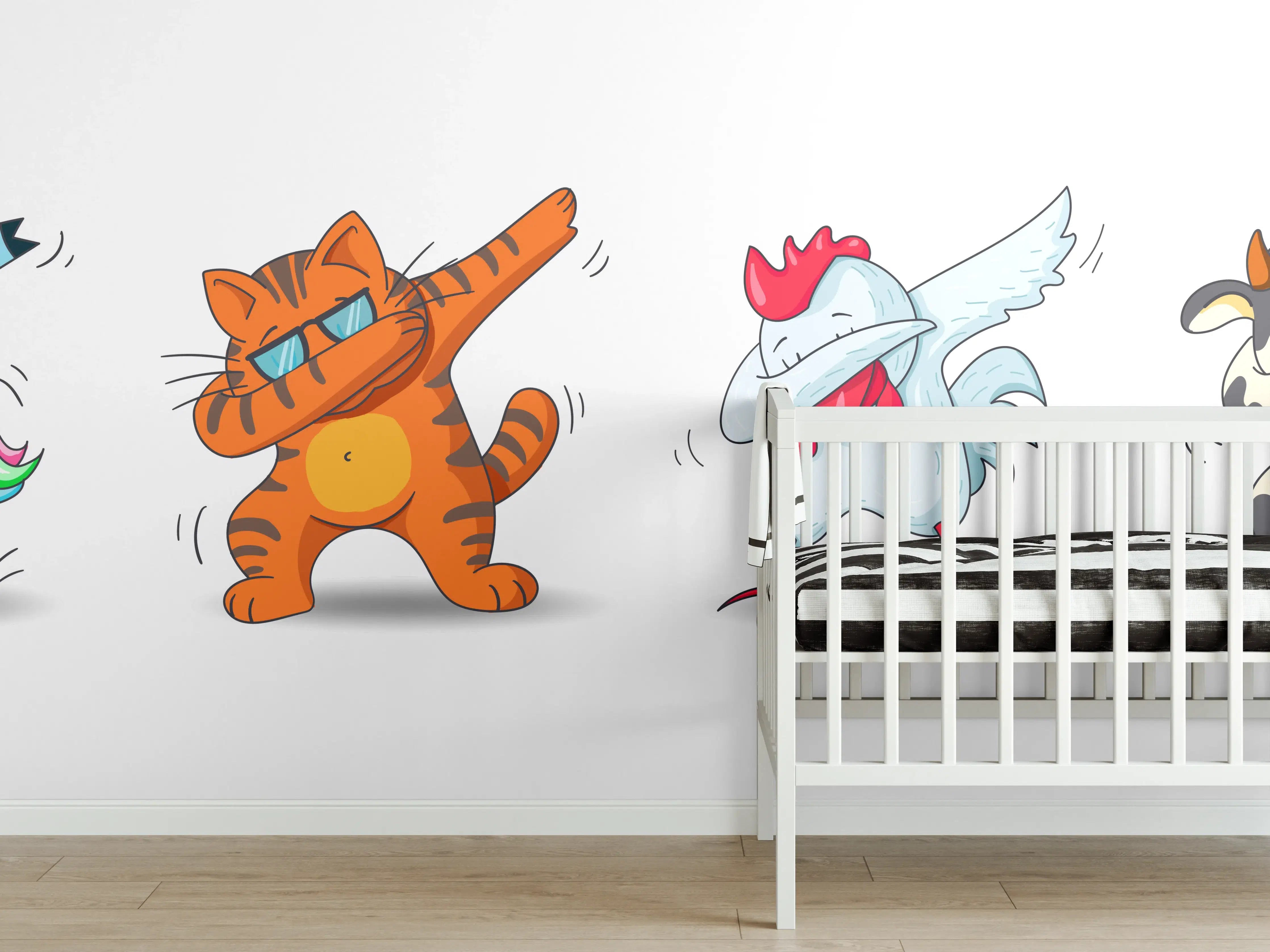 Babyzimmer Wandgestaltung - Niedliche Tier-Animationen in lebhaften Farben
