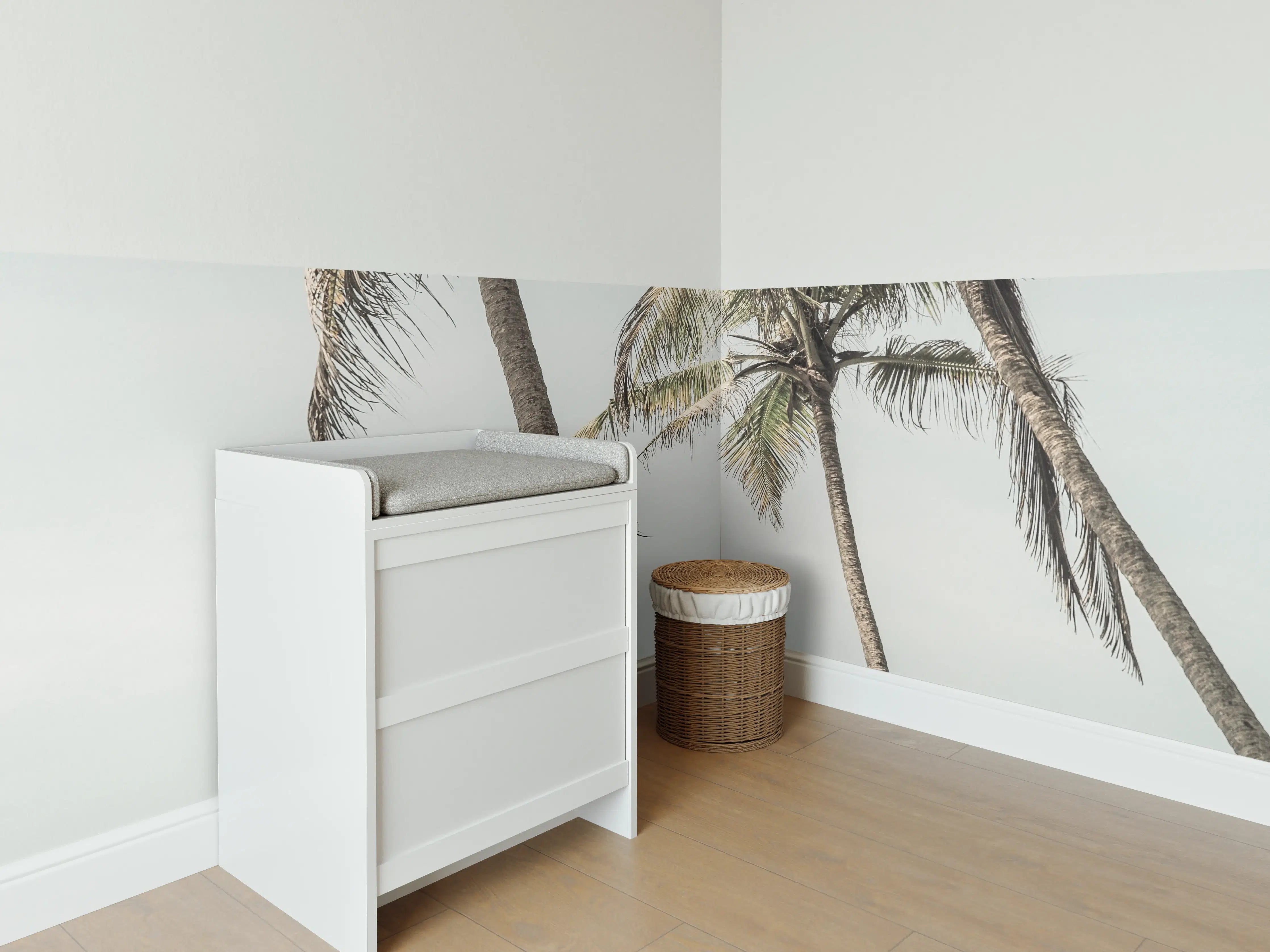 Babyzimmer Wandgestaltung - Palmen am Meer