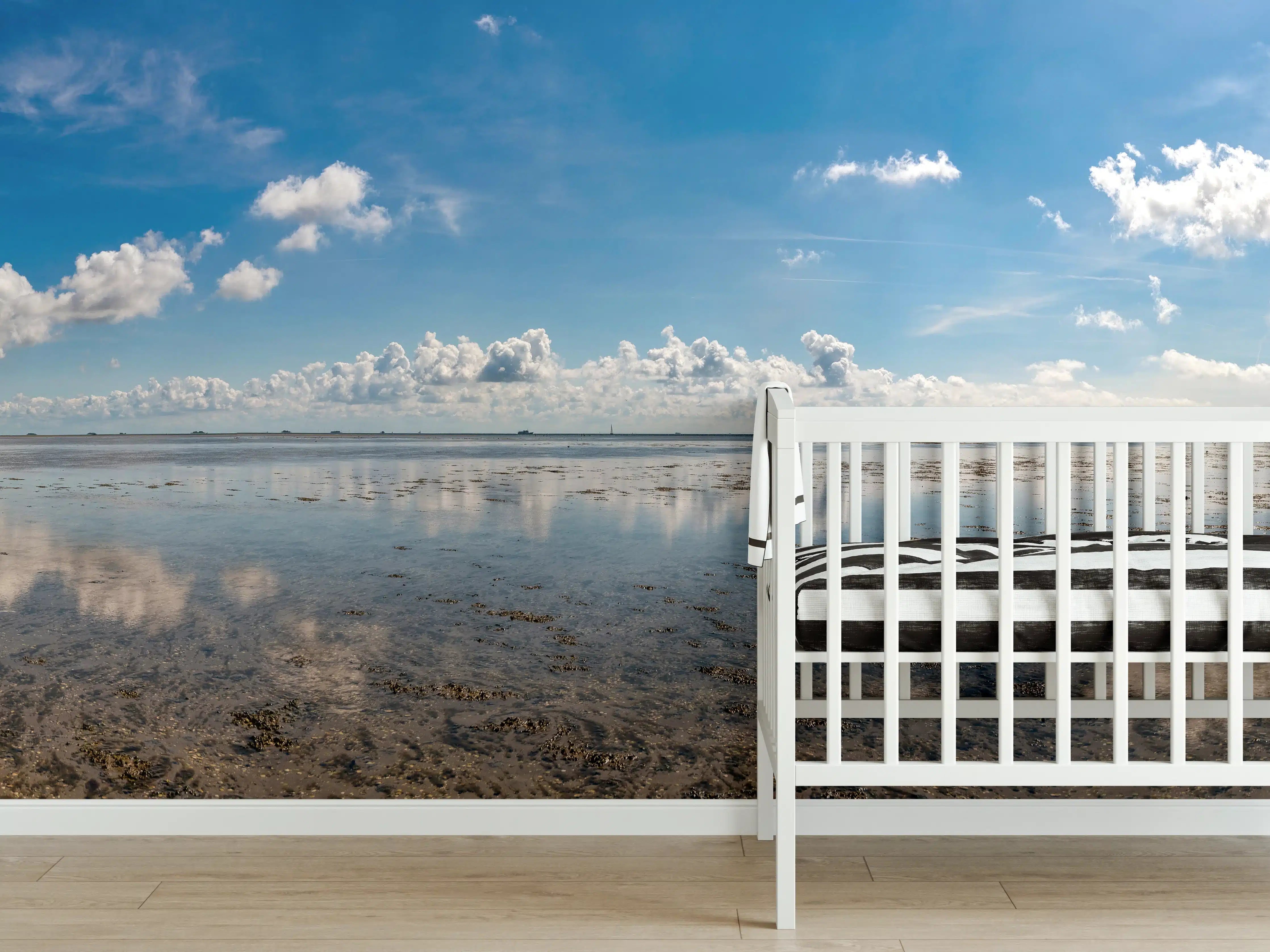 Babyzimmer Wandgestaltung - Panoramablick auf den ruhigen Ozean