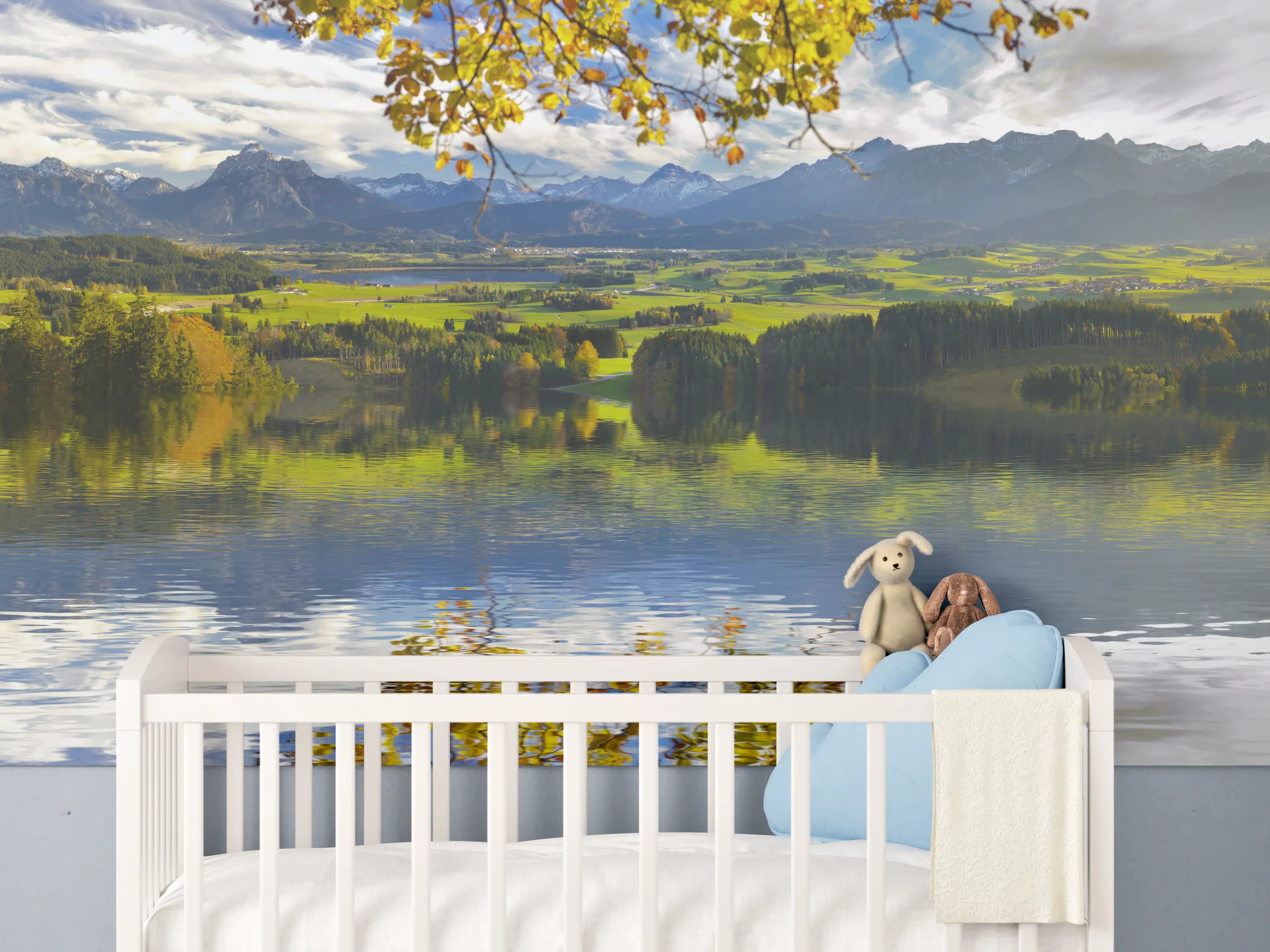 Babyzimmer Wandgestaltung - Panoramalandschaft in Bayern im Herbst