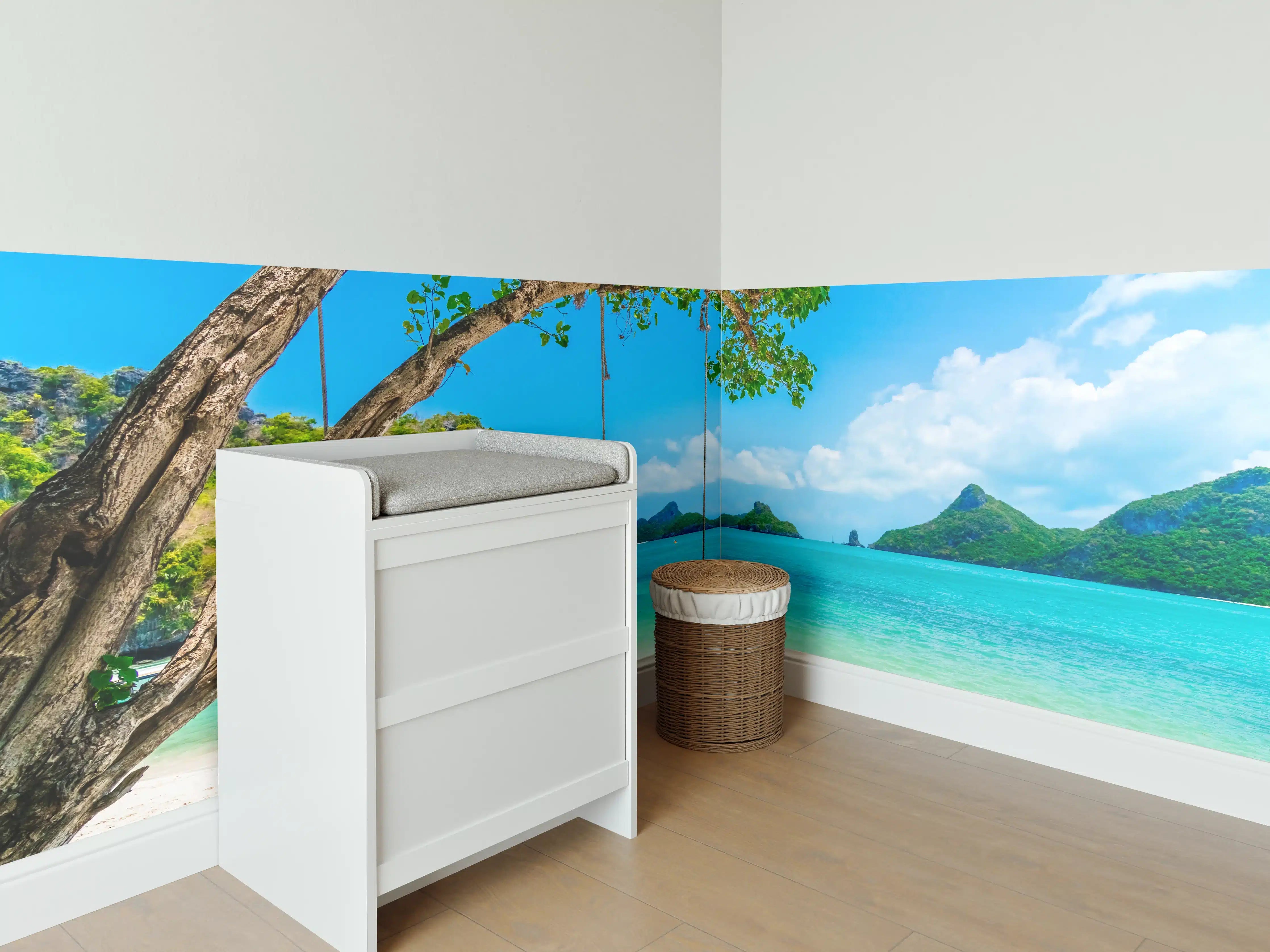 Babyzimmer Wandgestaltung - Paradiesischer Strand in Thailand