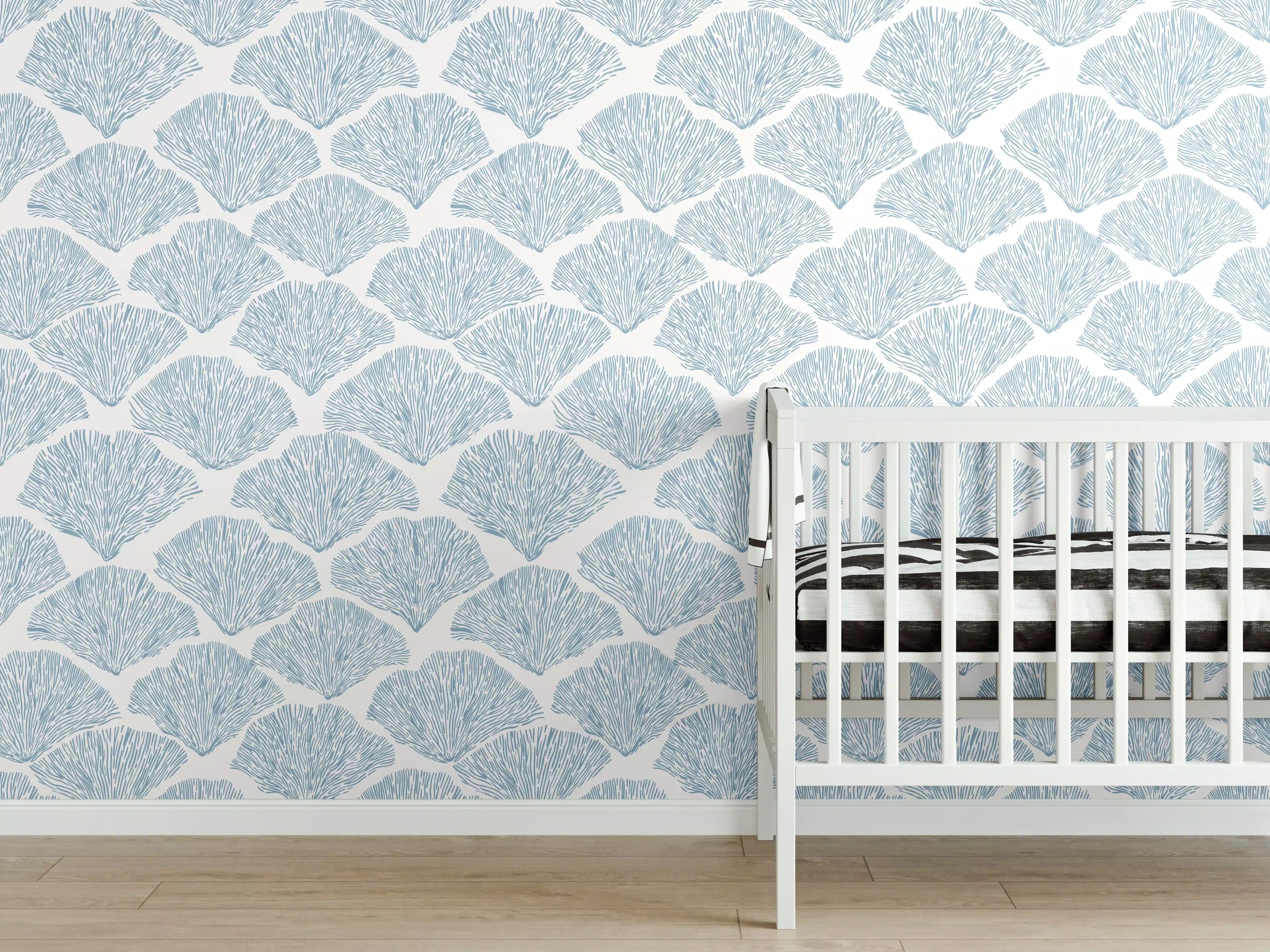 Babyzimmer Wandgestaltung - Pastellblaues Korallenfächer-Muster