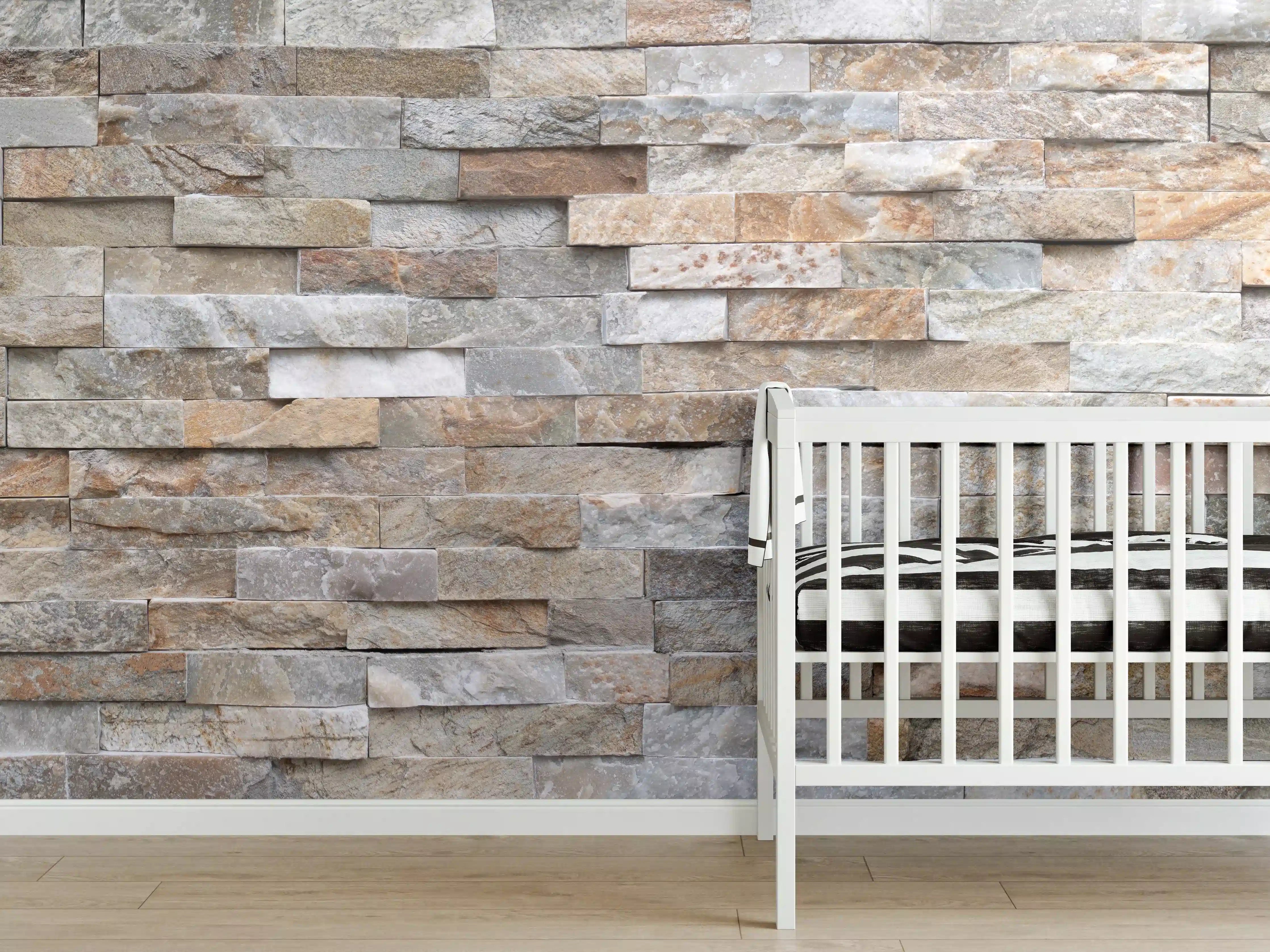 Babyzimmer Wandgestaltung - Pastellfarbige Steinmauer