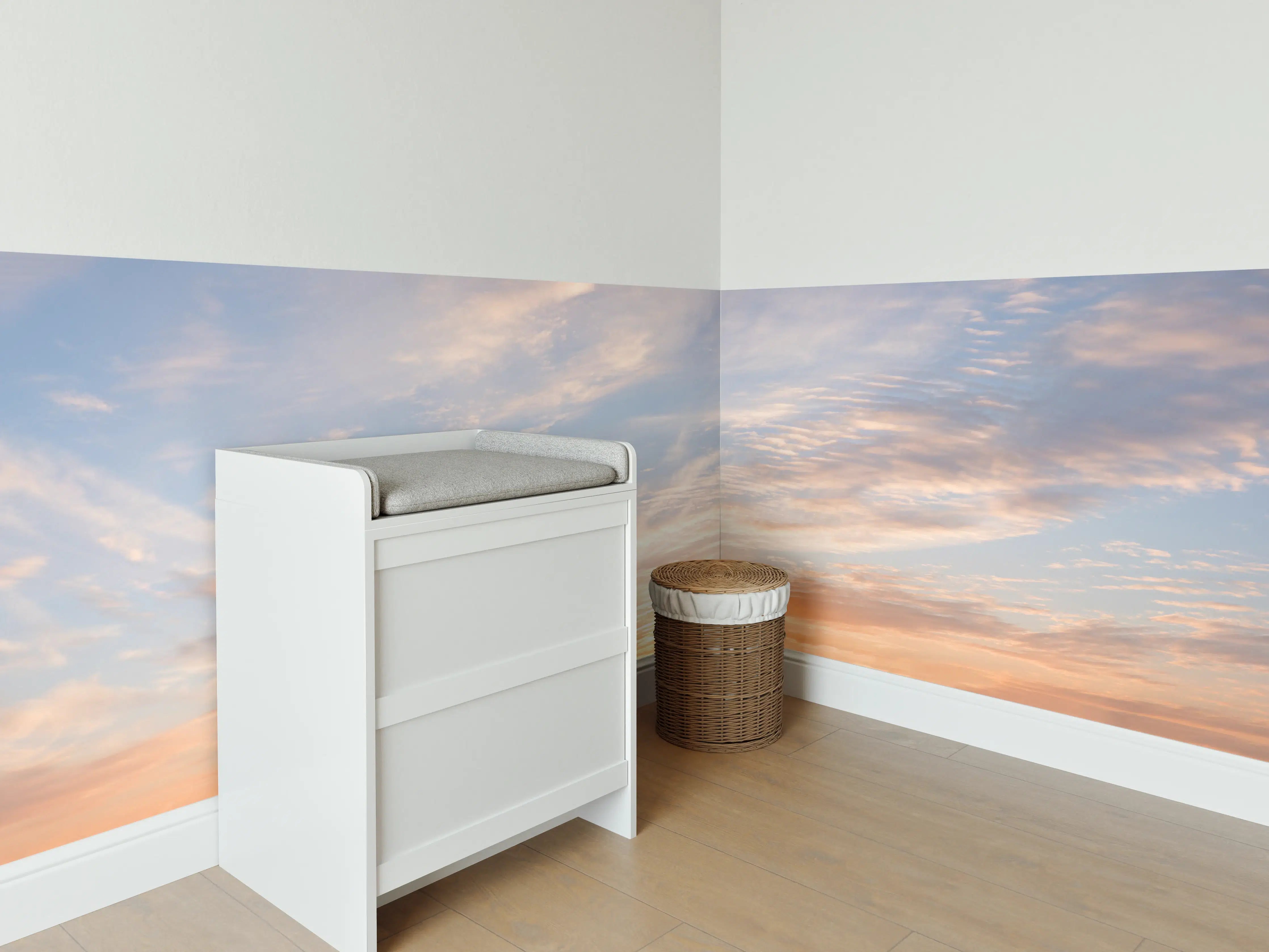 Babyzimmer Wandgestaltung - Pastellhimmel bei Sonnenuntergang