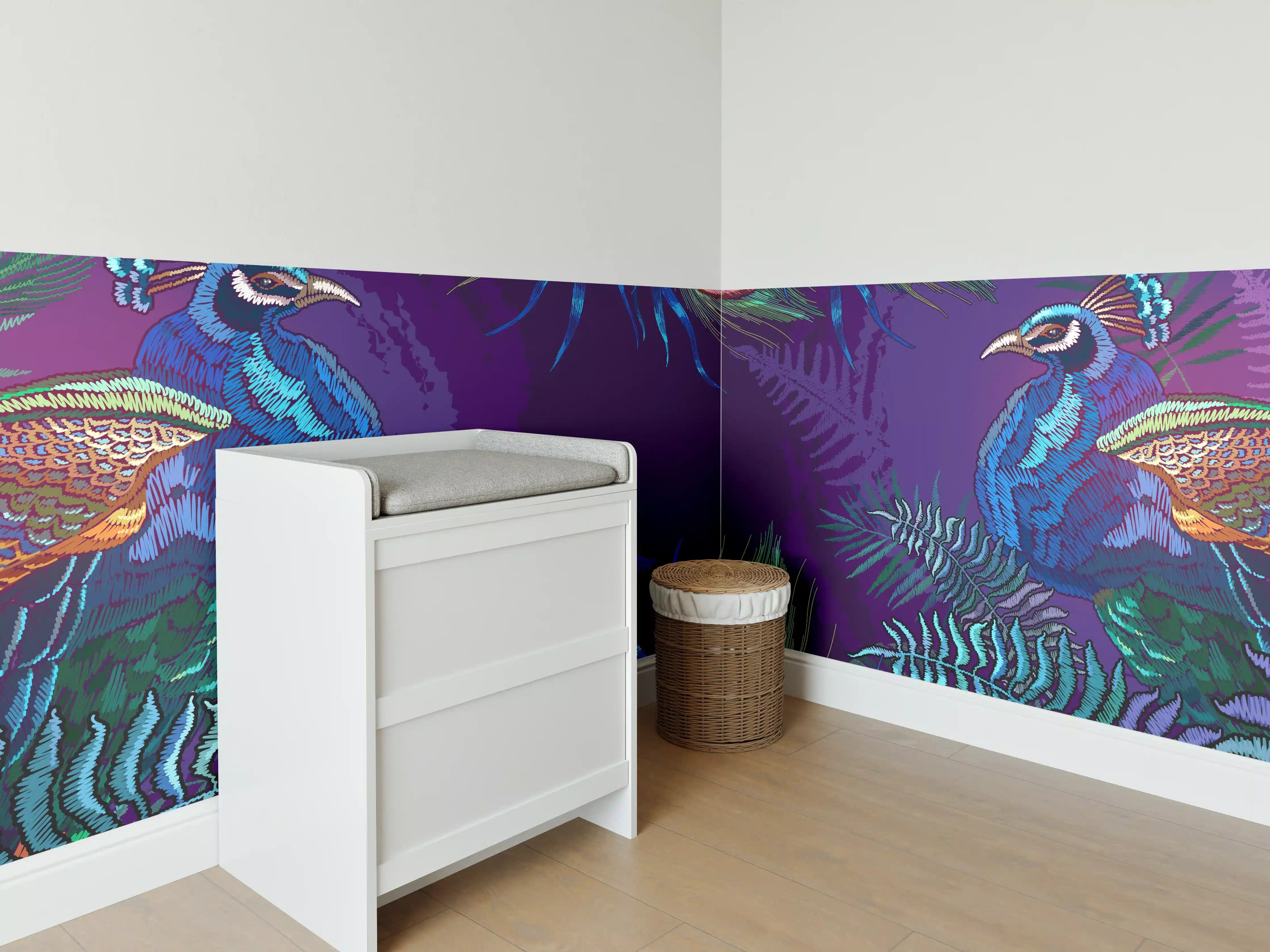 Babyzimmer Wandgestaltung - Pfau - Stickmuster