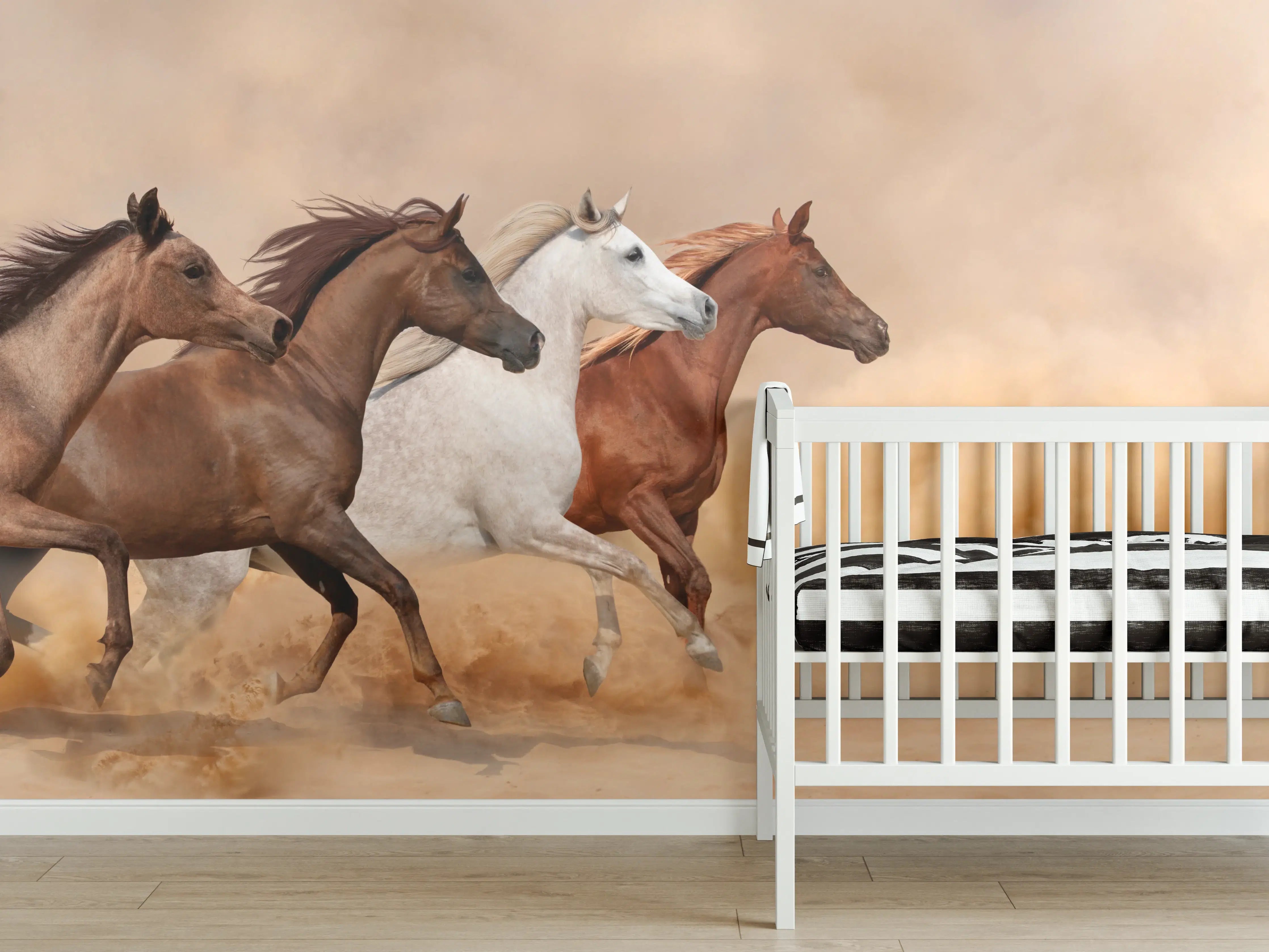 Babyzimmer Wandgestaltung - Pferde galoppieren im Sandsturm