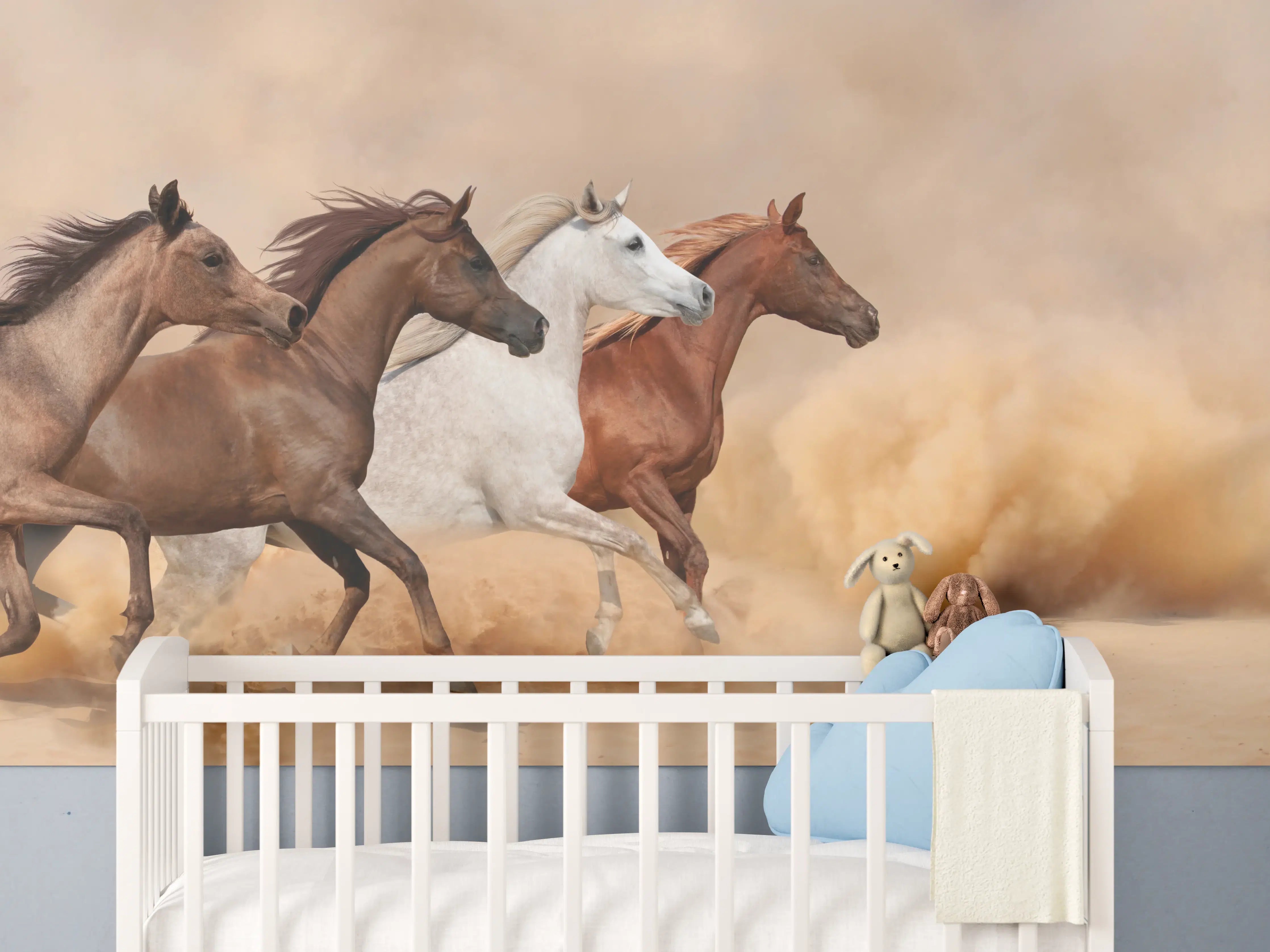 Babyzimmer Wandgestaltung - Pferde galoppieren im Sandsturm