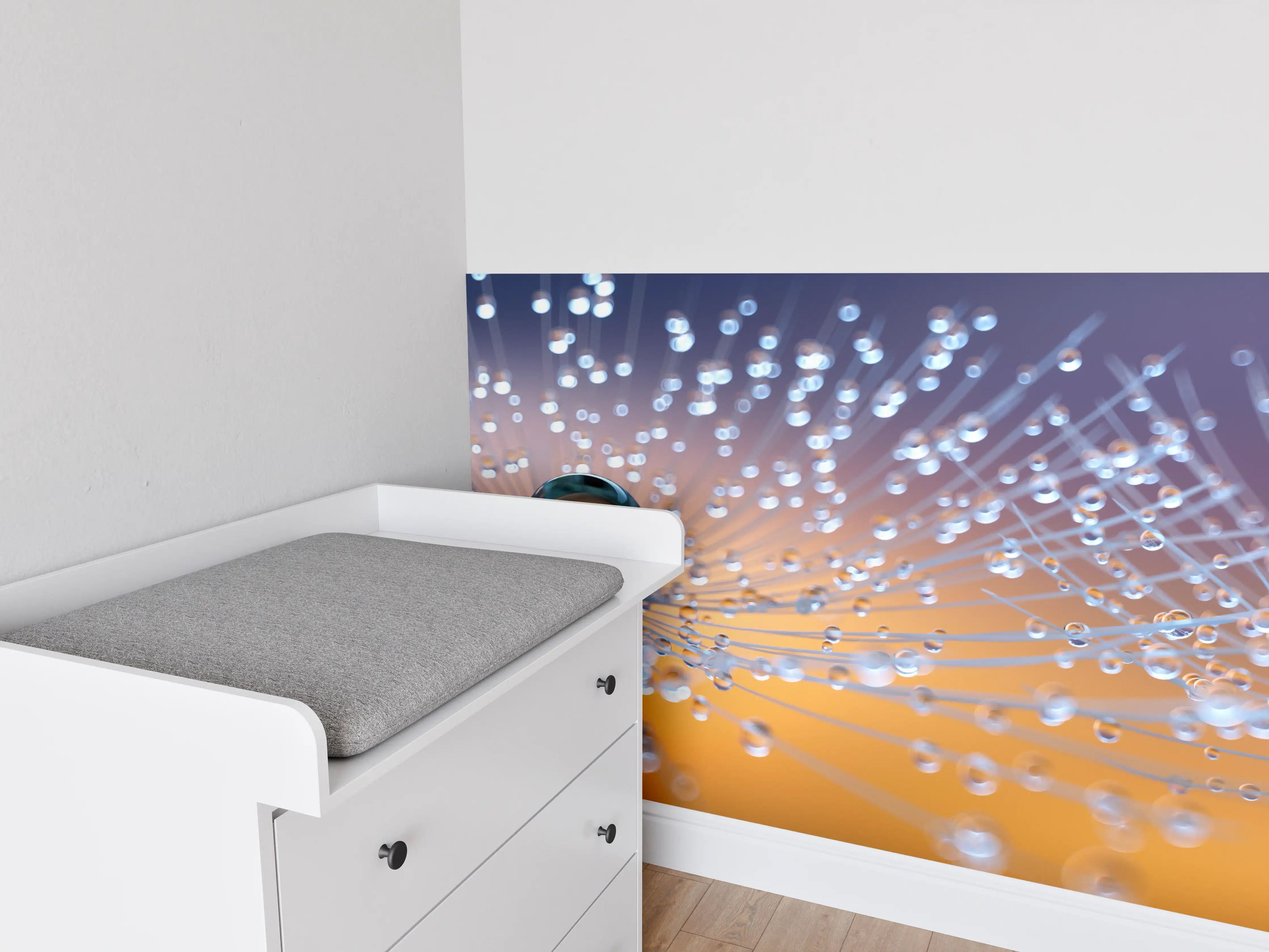 Babyzimmer Wandgestaltung - Pusteblumen mit Tau