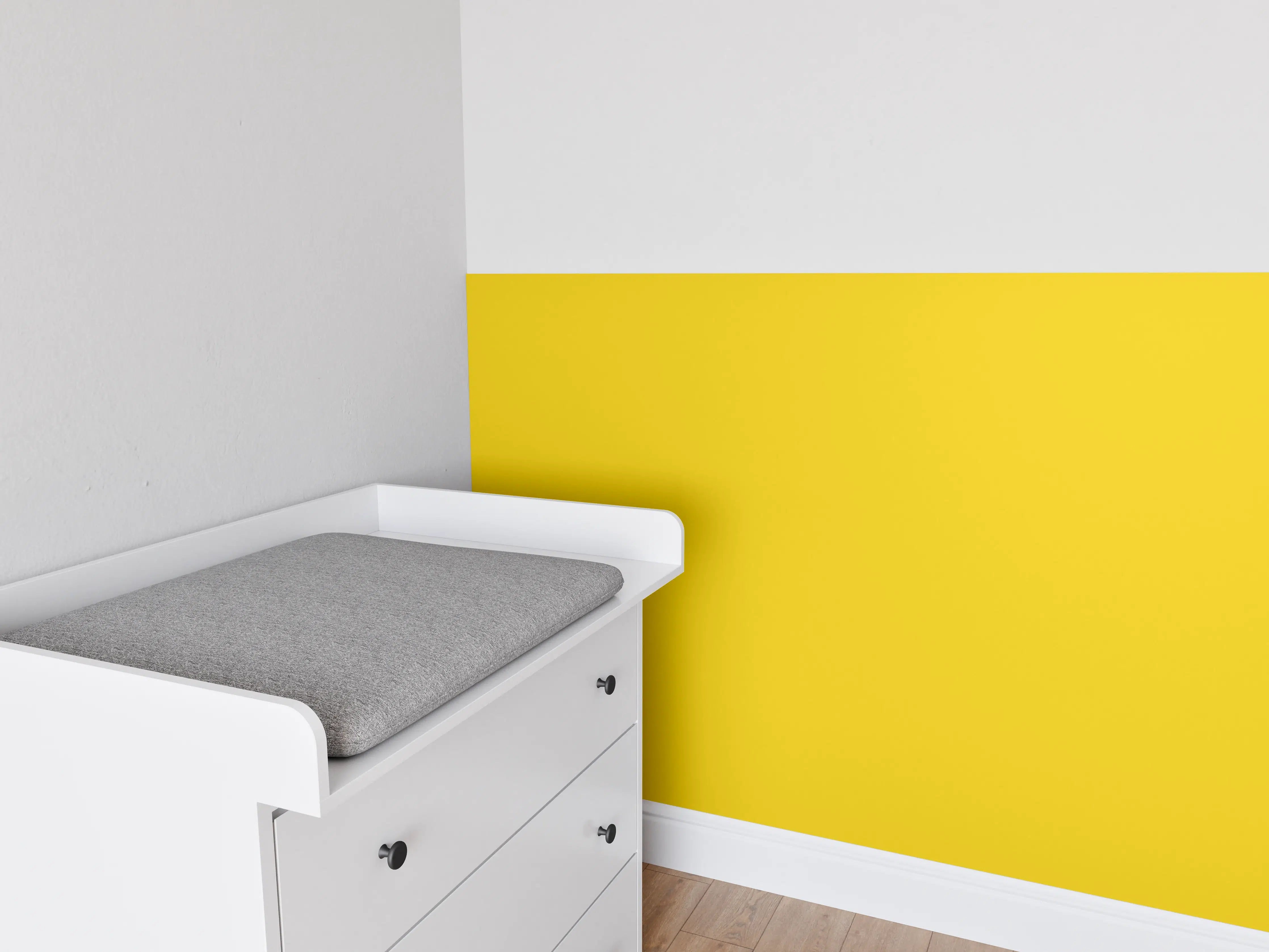 Babyzimmer Wandgestaltung - RAL 1021 (Rapsgelb)