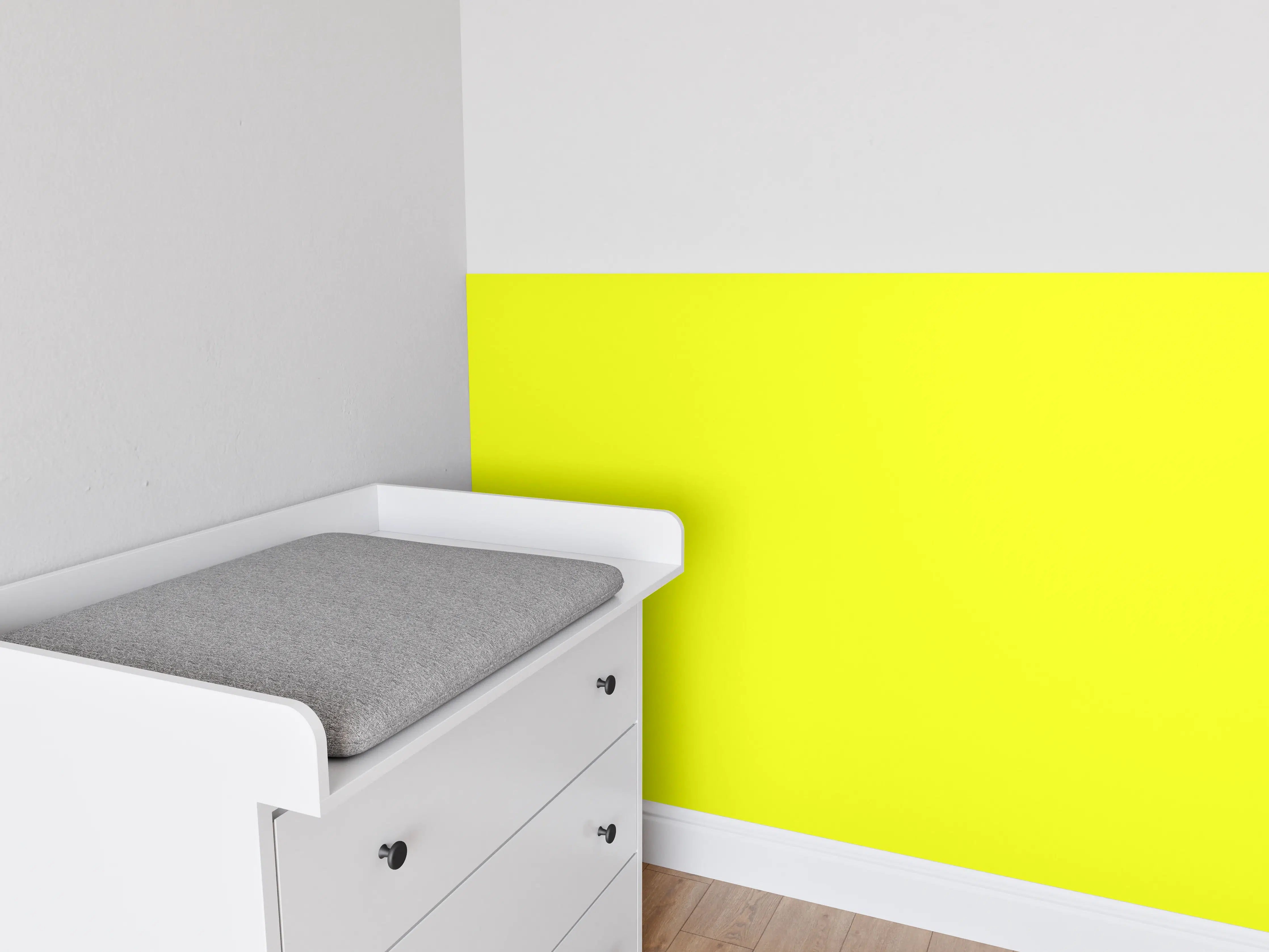 Babyzimmer Wandgestaltung - RAL 1026 (leuchtendes Gelb)