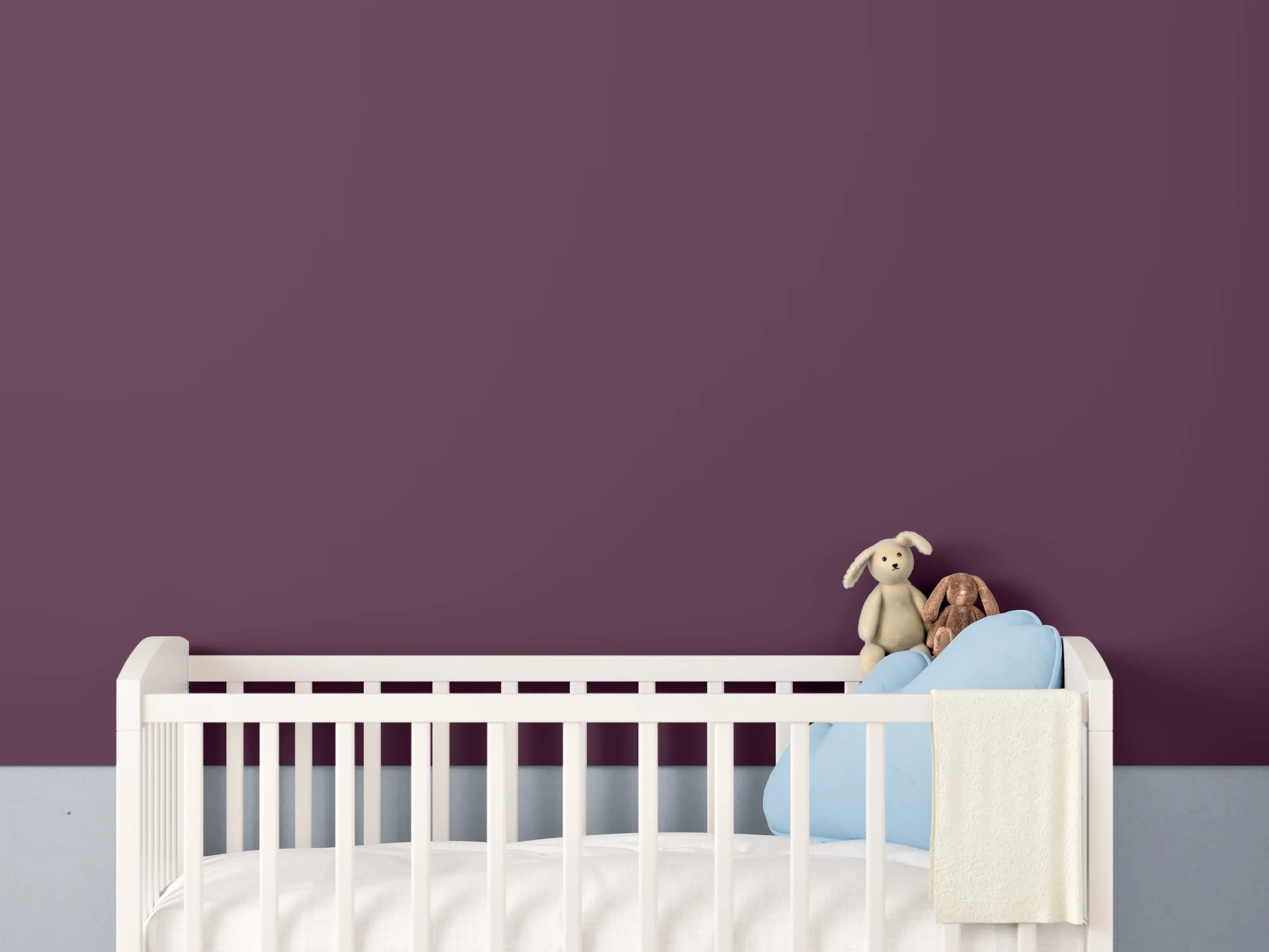 Babyzimmer Wandgestaltung - RAL 4007 (Purpurviolett)