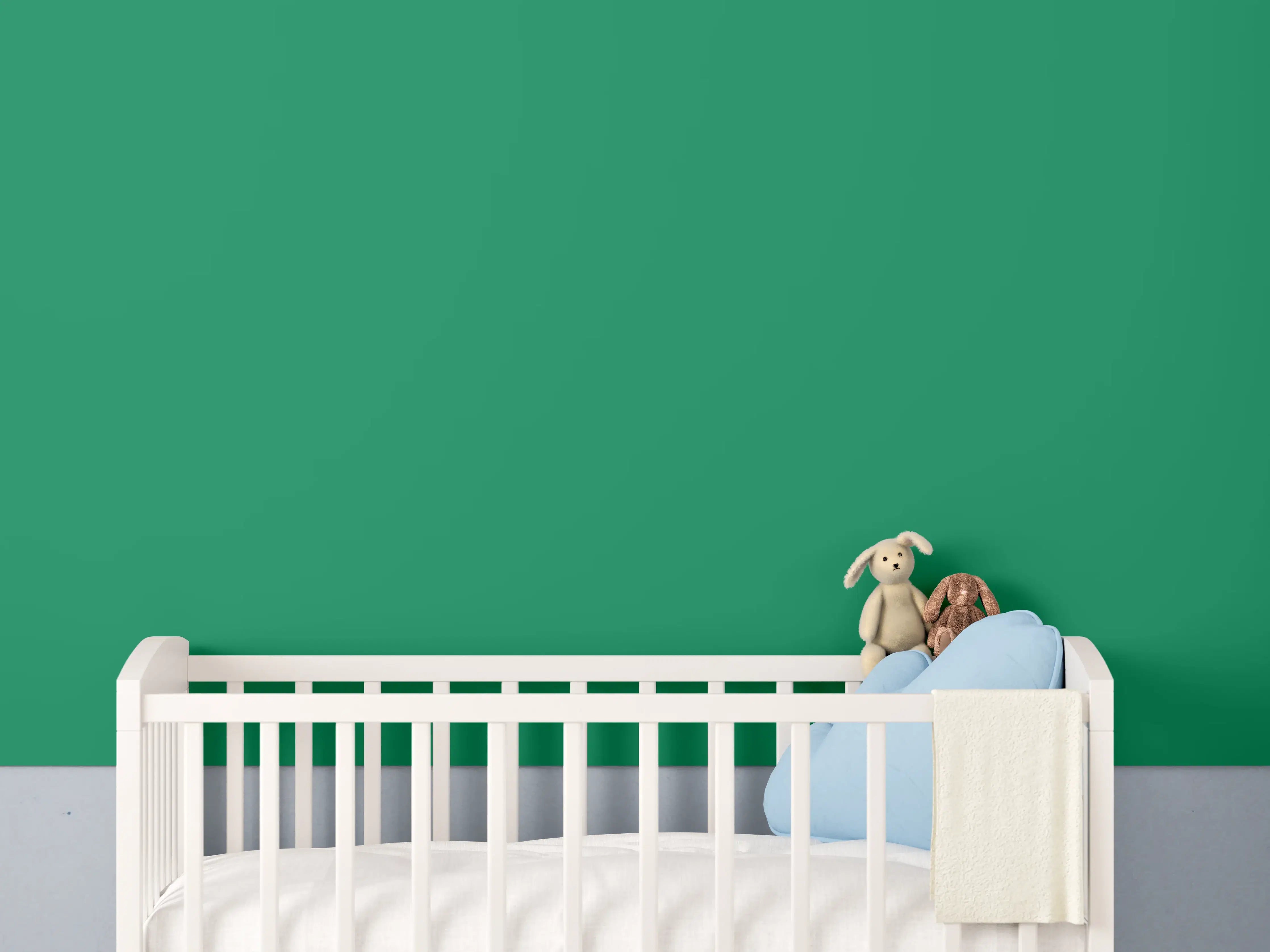 Babyzimmer Wandgestaltung - RAL 6024 (Verkehrsgrün)