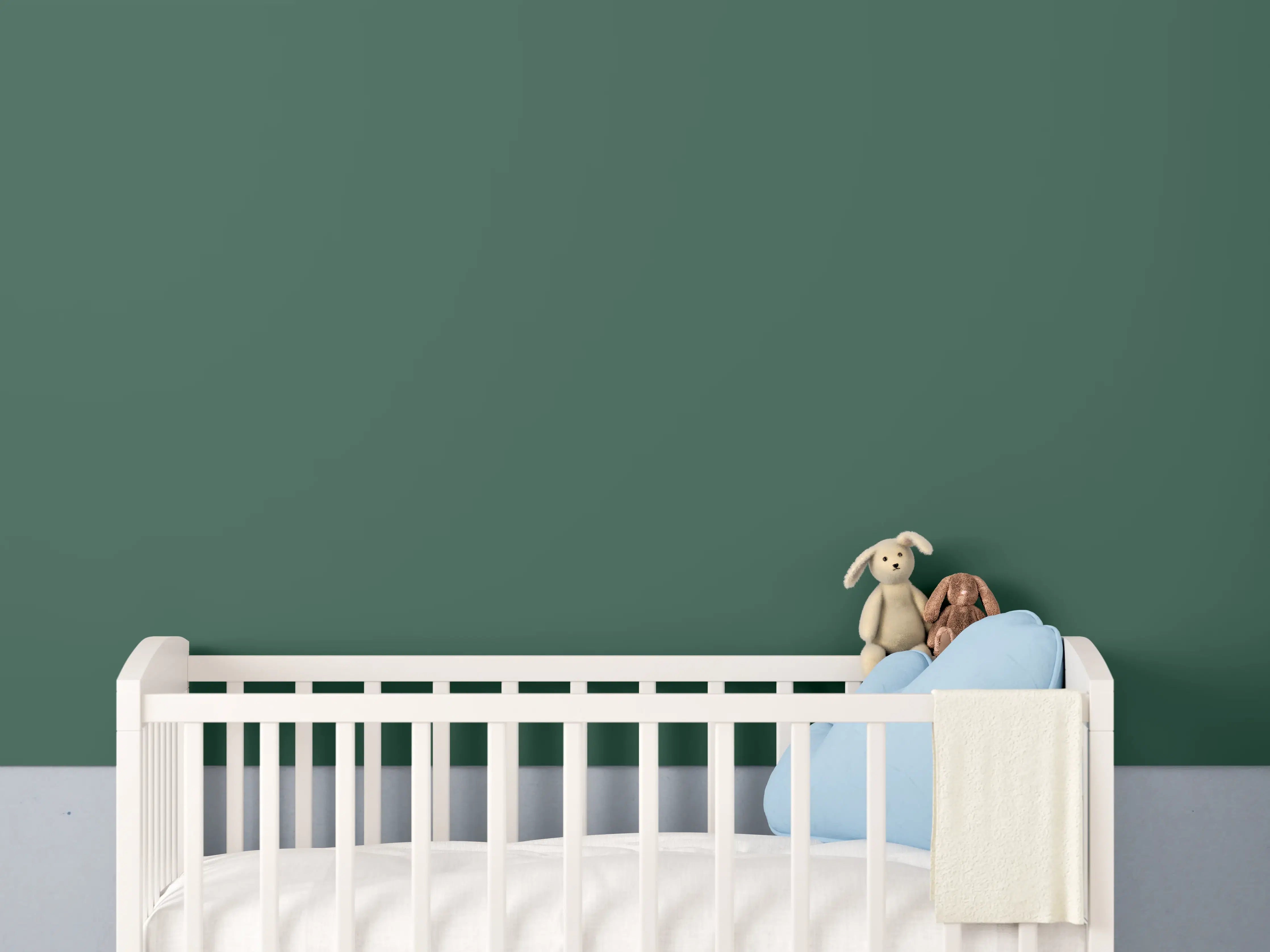 Babyzimmer Wandgestaltung - RAL 6028 (Kieferngrün)
