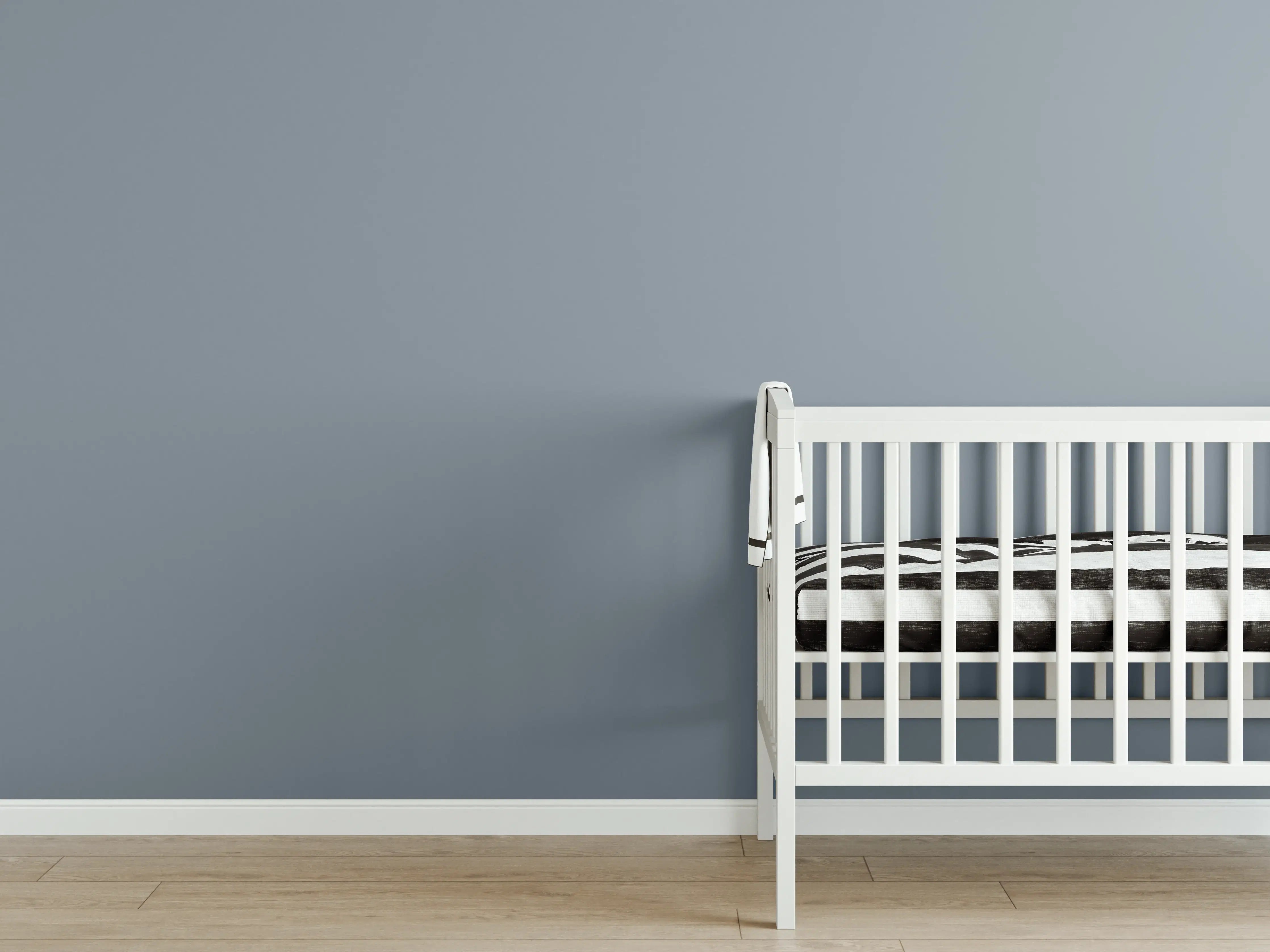 Babyzimmer Wandgestaltung - RAL 7000 (Eichhörnchengrau)