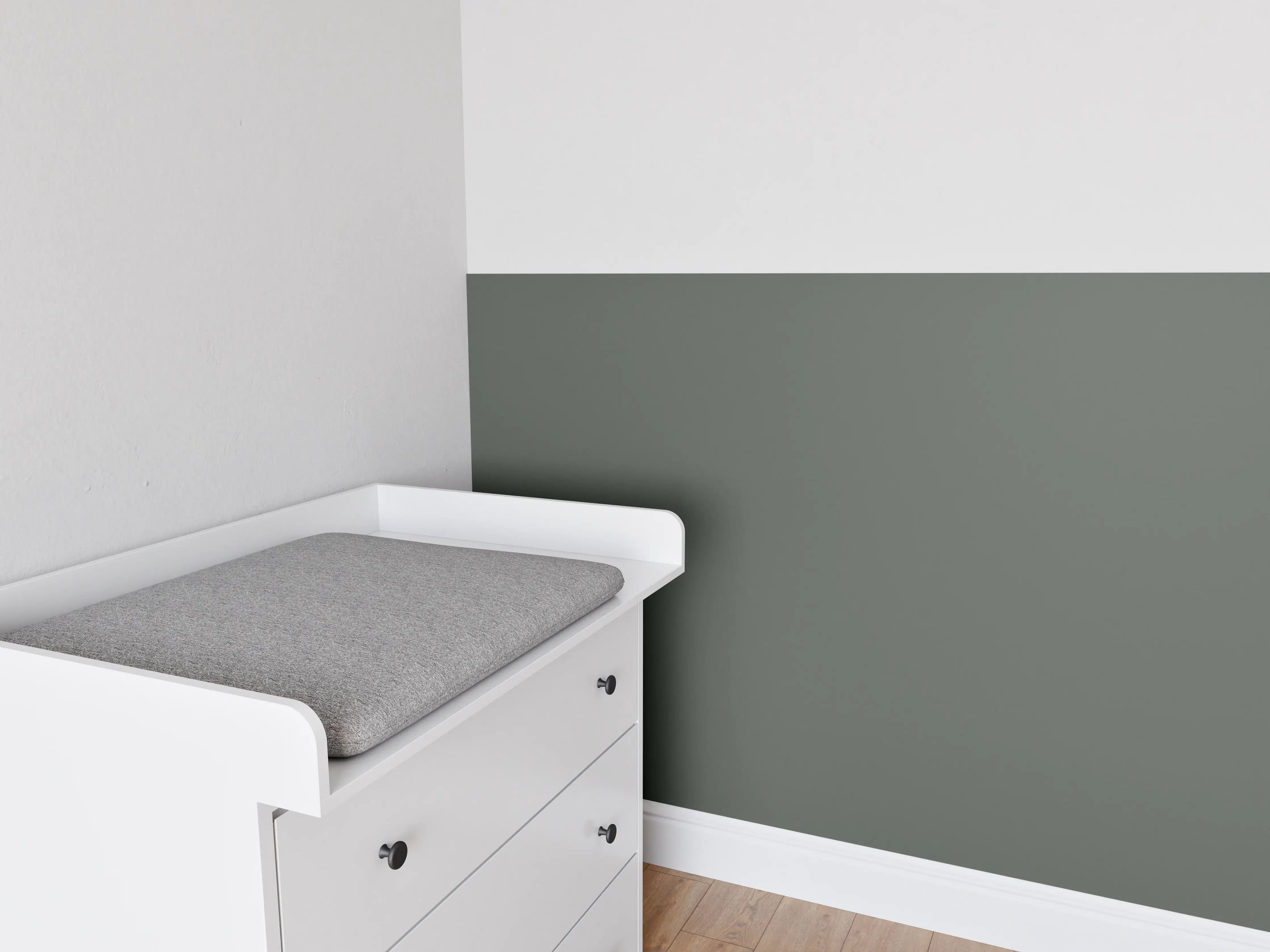 Babyzimmer Wandgestaltung - RAL 7010 (Plane grau)