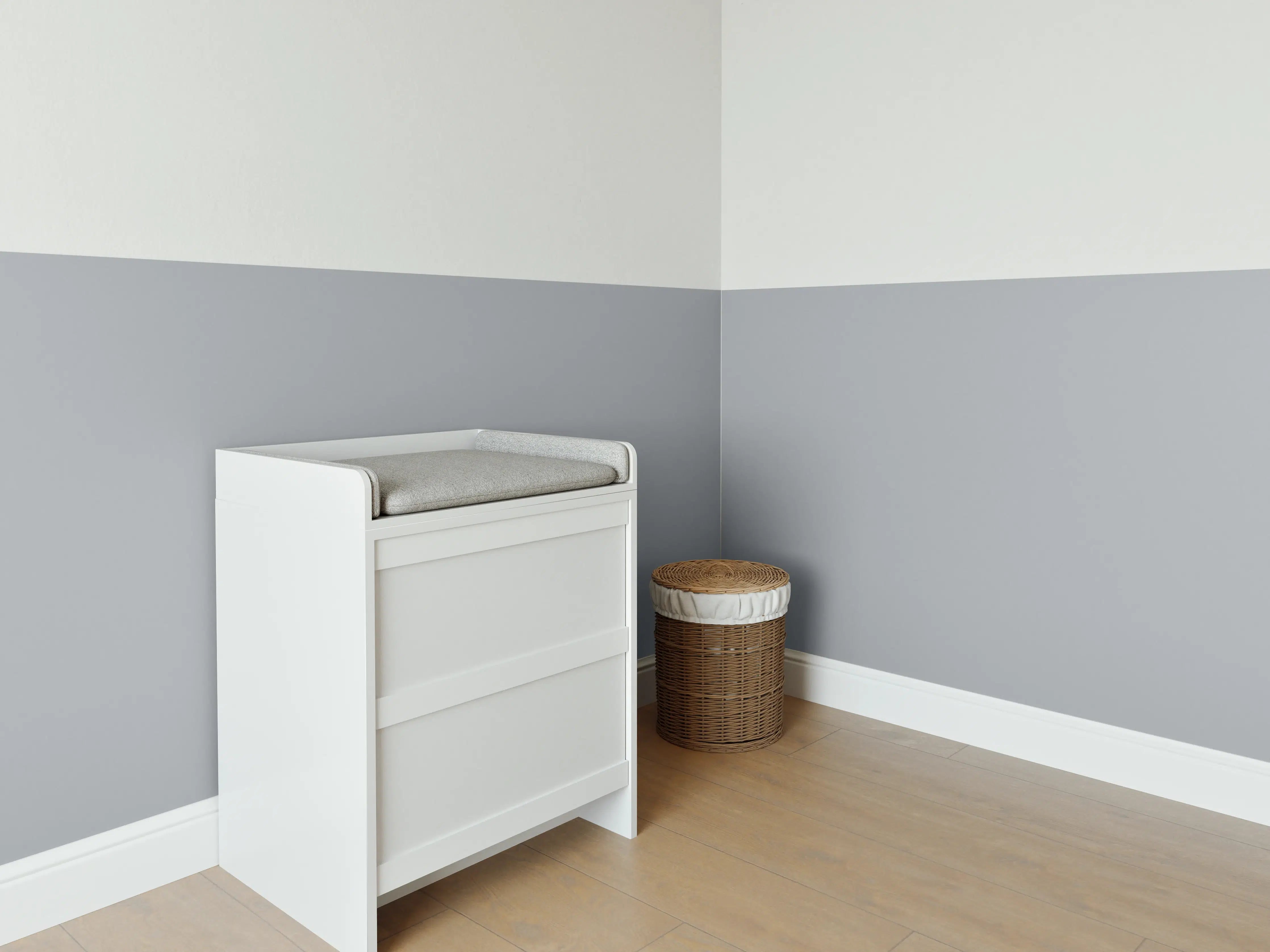 Babyzimmer Wandgestaltung - RAL 7040 (Fenstergrau)