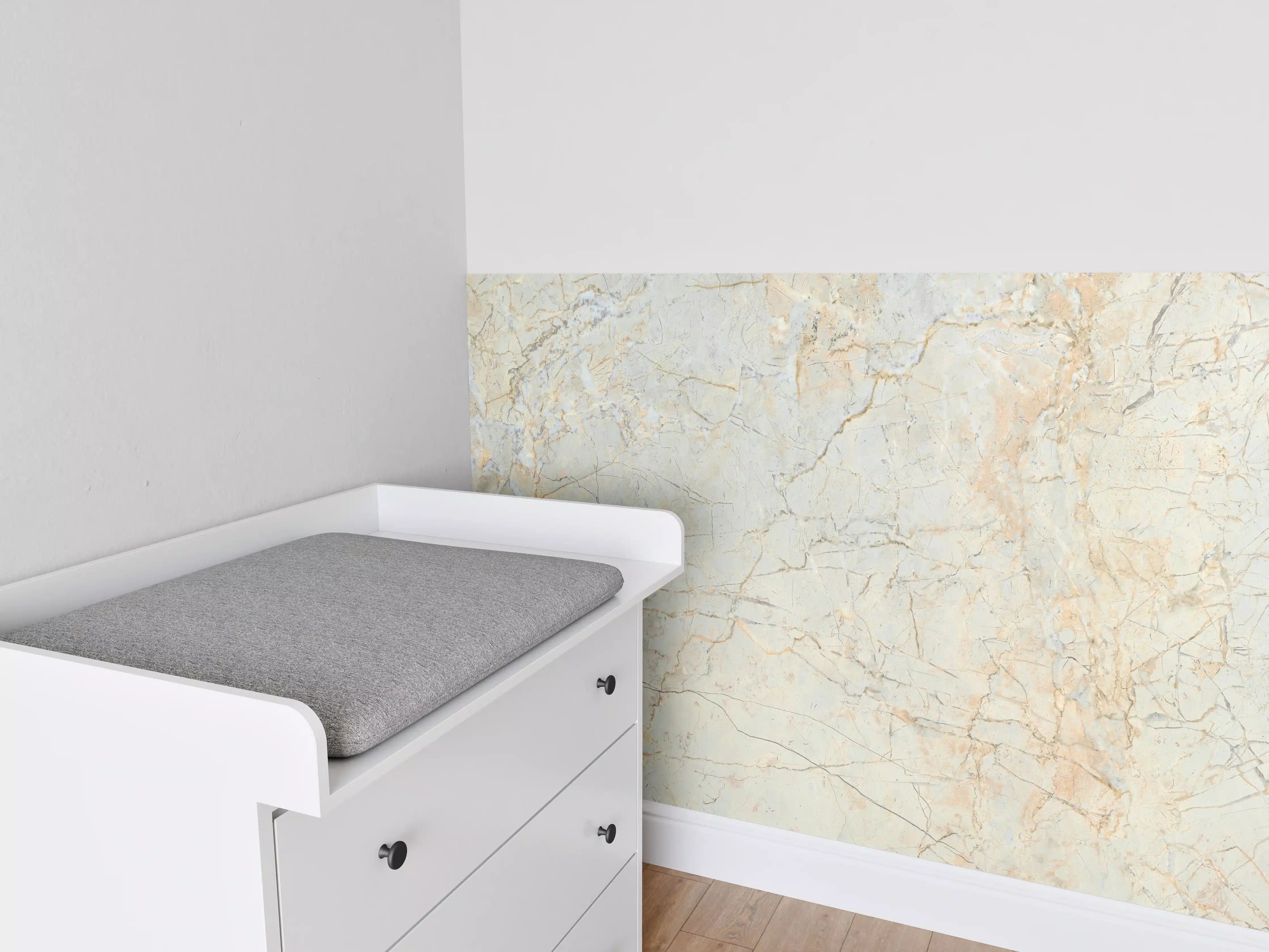 Babyzimmer Wandgestaltung - Rissige Marmorwand