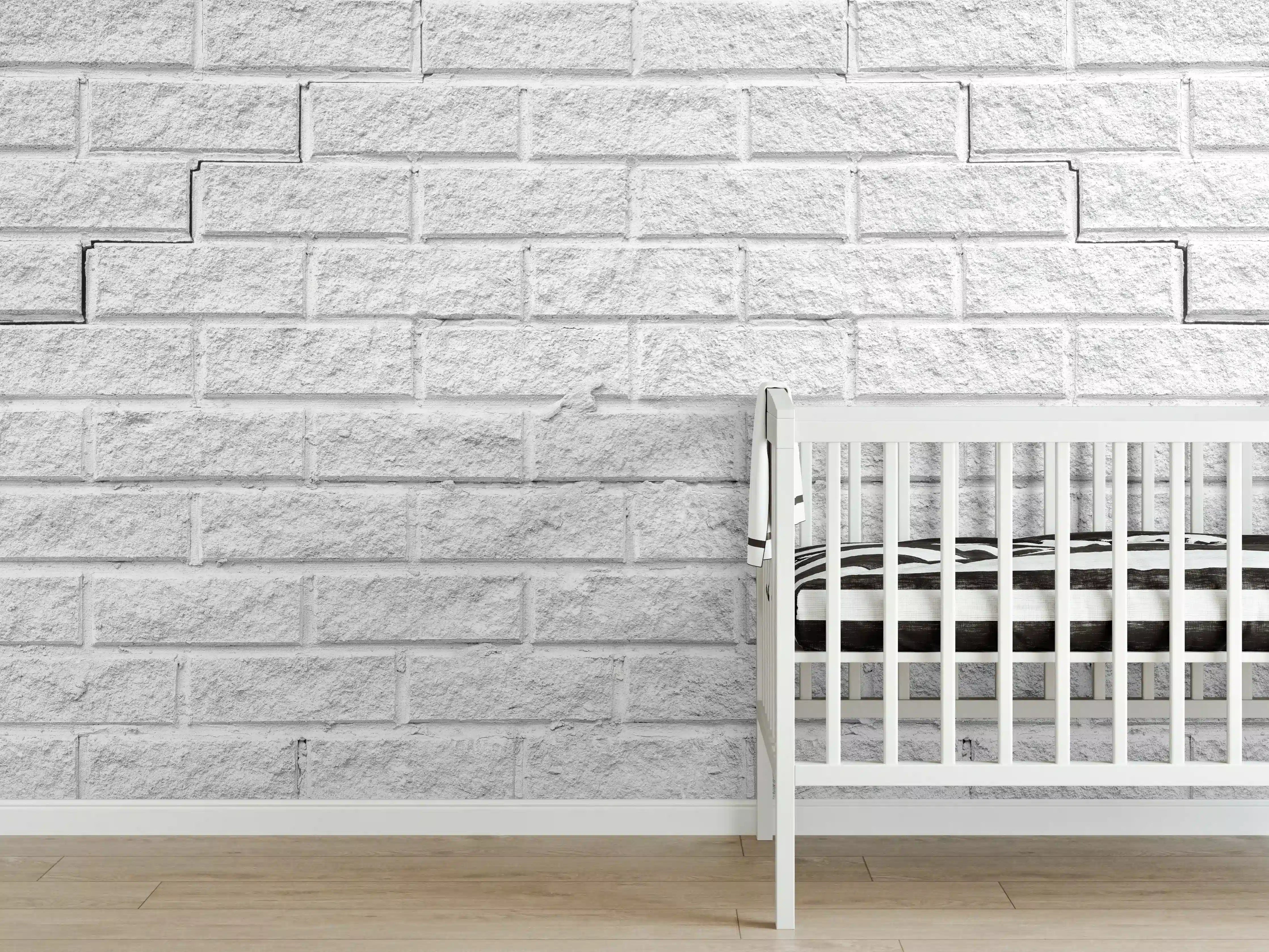 Babyzimmer Wandgestaltung - Rissige weiße Ziegelwand