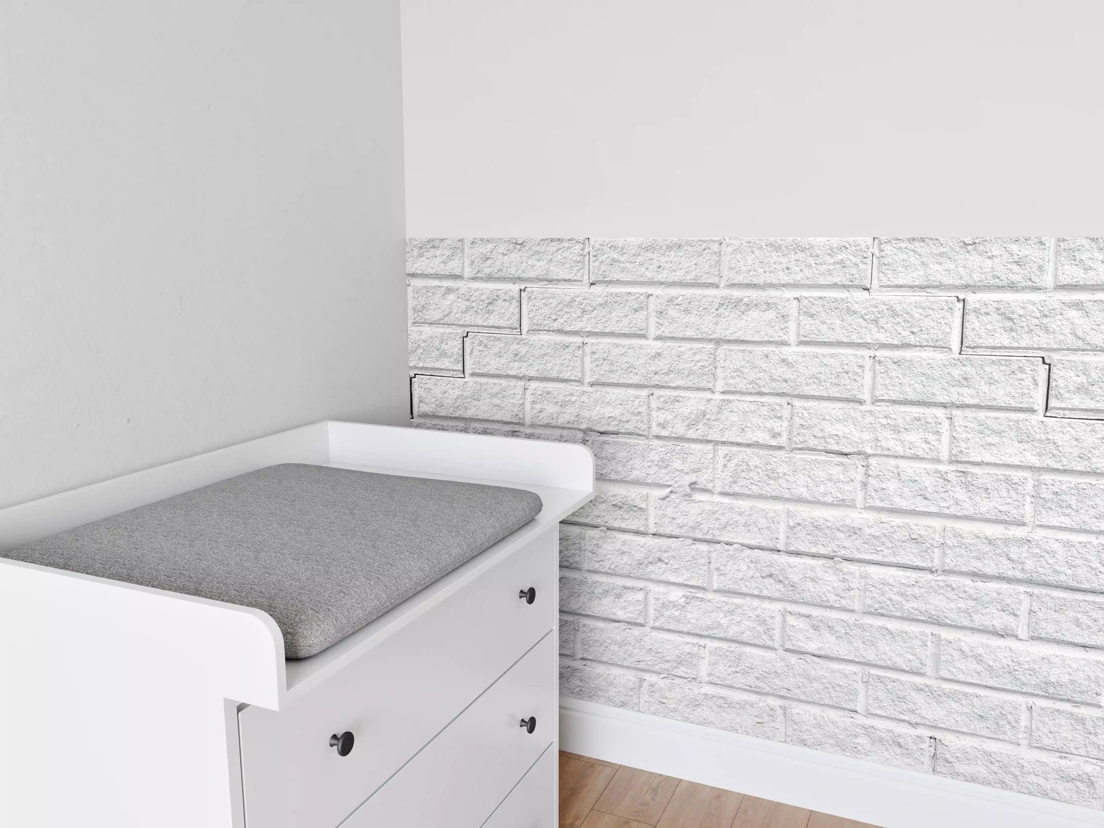 Babyzimmer Wandgestaltung - Rissige weiße Ziegelwand