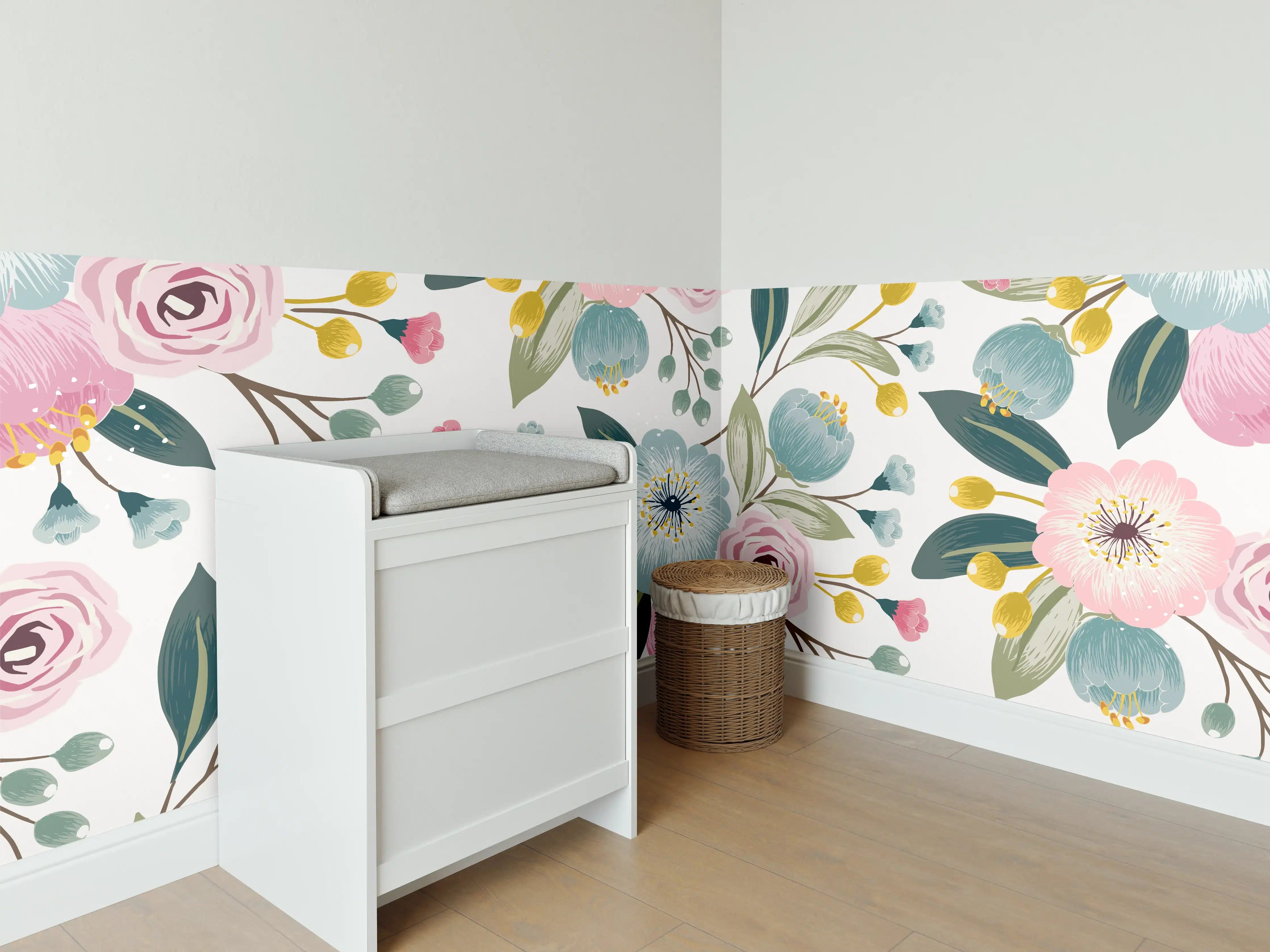 Babyzimmer Wandgestaltung - Rosa Blumenmuster Tapete
