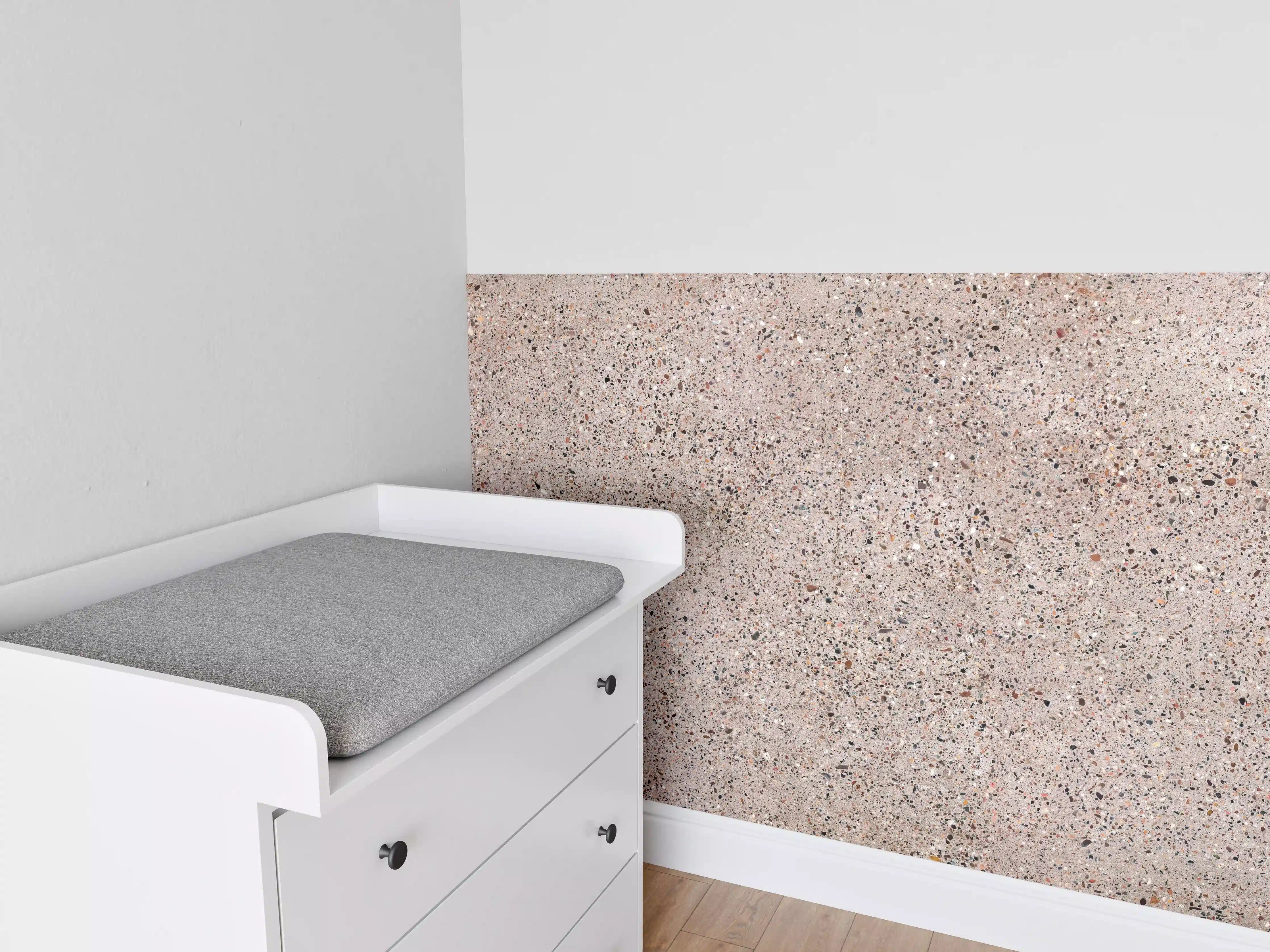 Babyzimmer Wandgestaltung - Rosafarbige natürliche Mosaiksteine
