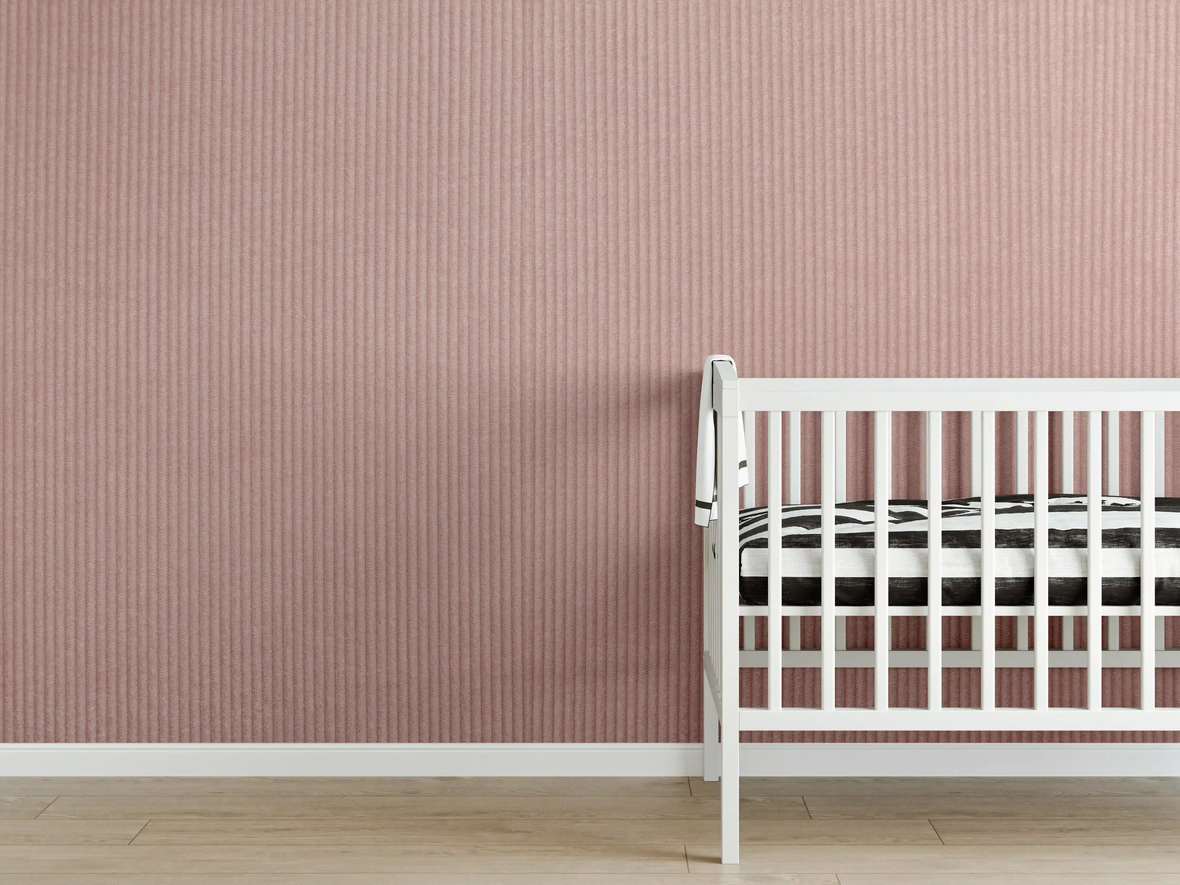 Babyzimmer Wandgestaltung - Rotbraunes Kord Textil