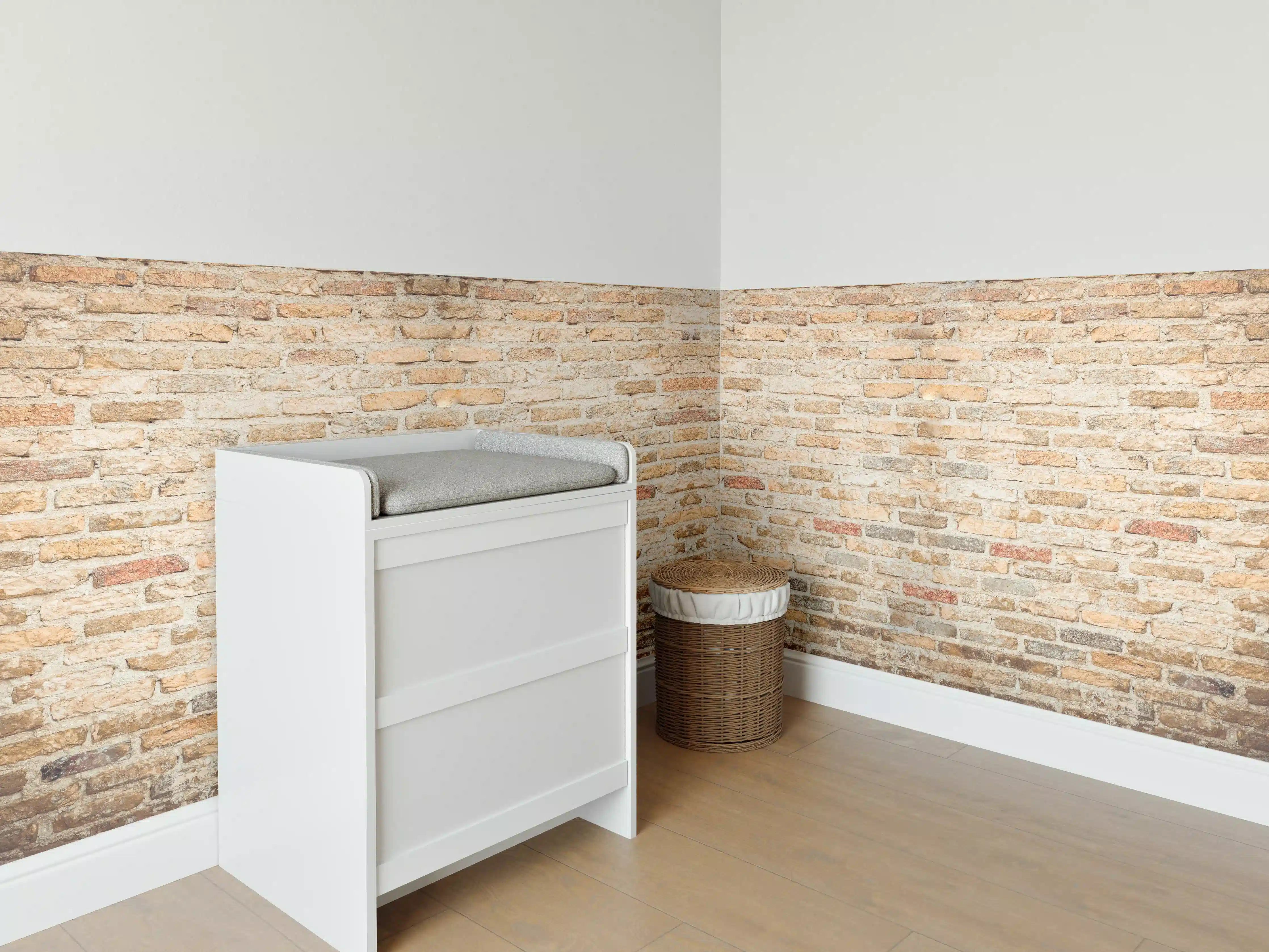 Babyzimmer Wandgestaltung - Rustikale Backsteinmauer