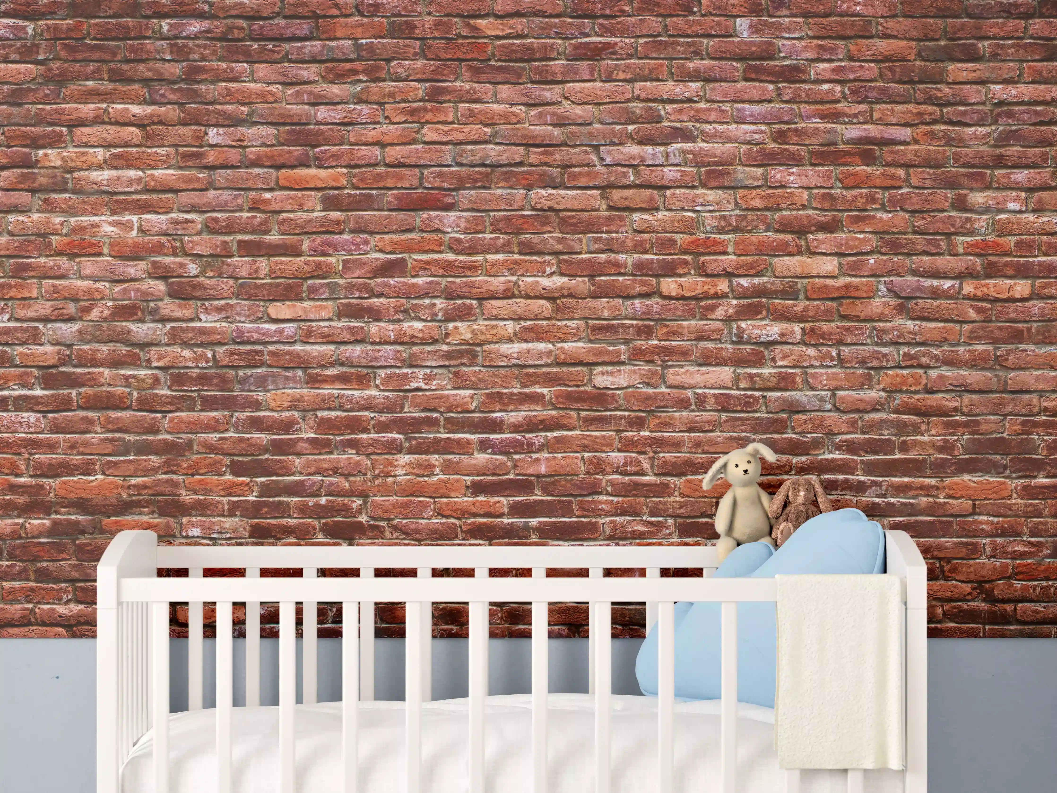 Babyzimmer Wandgestaltung - Rustikale Backsteinmauer in warmer Farbpalette
