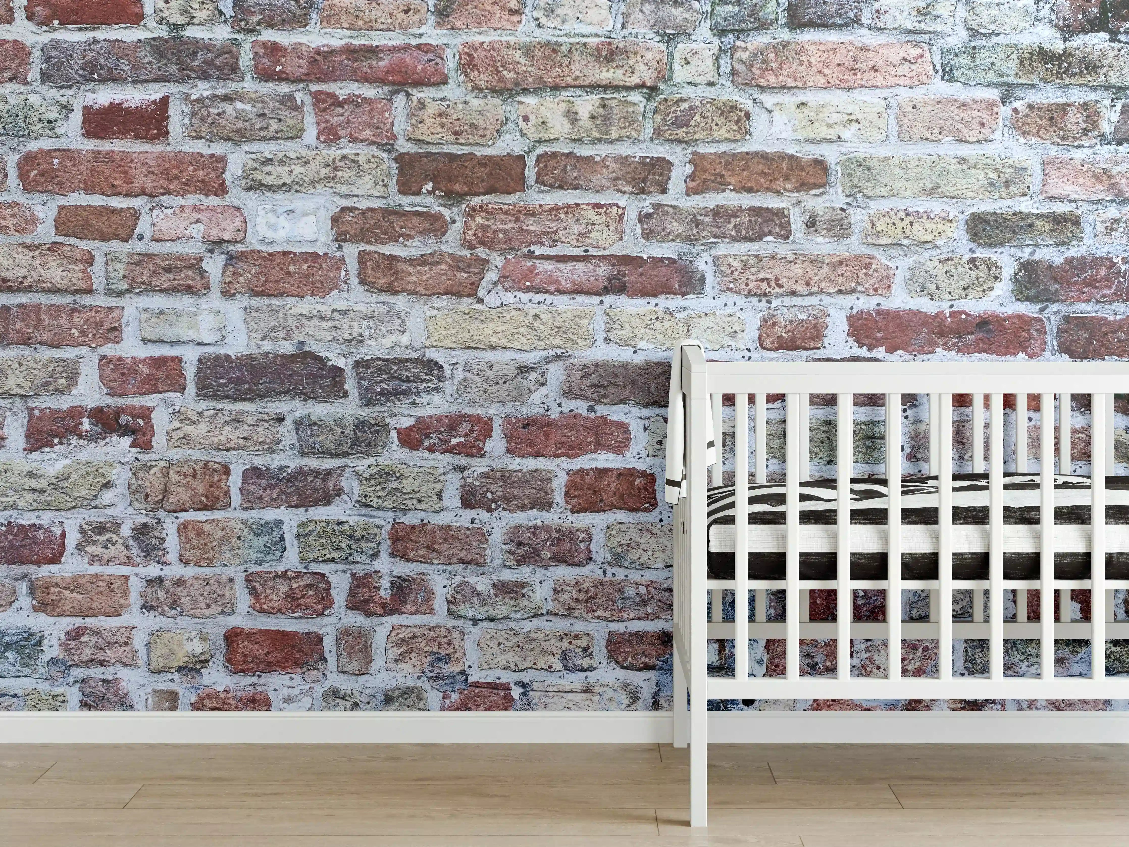 Babyzimmer Wandgestaltung - Rustikale Backsteinwand mit natürlicher Patina