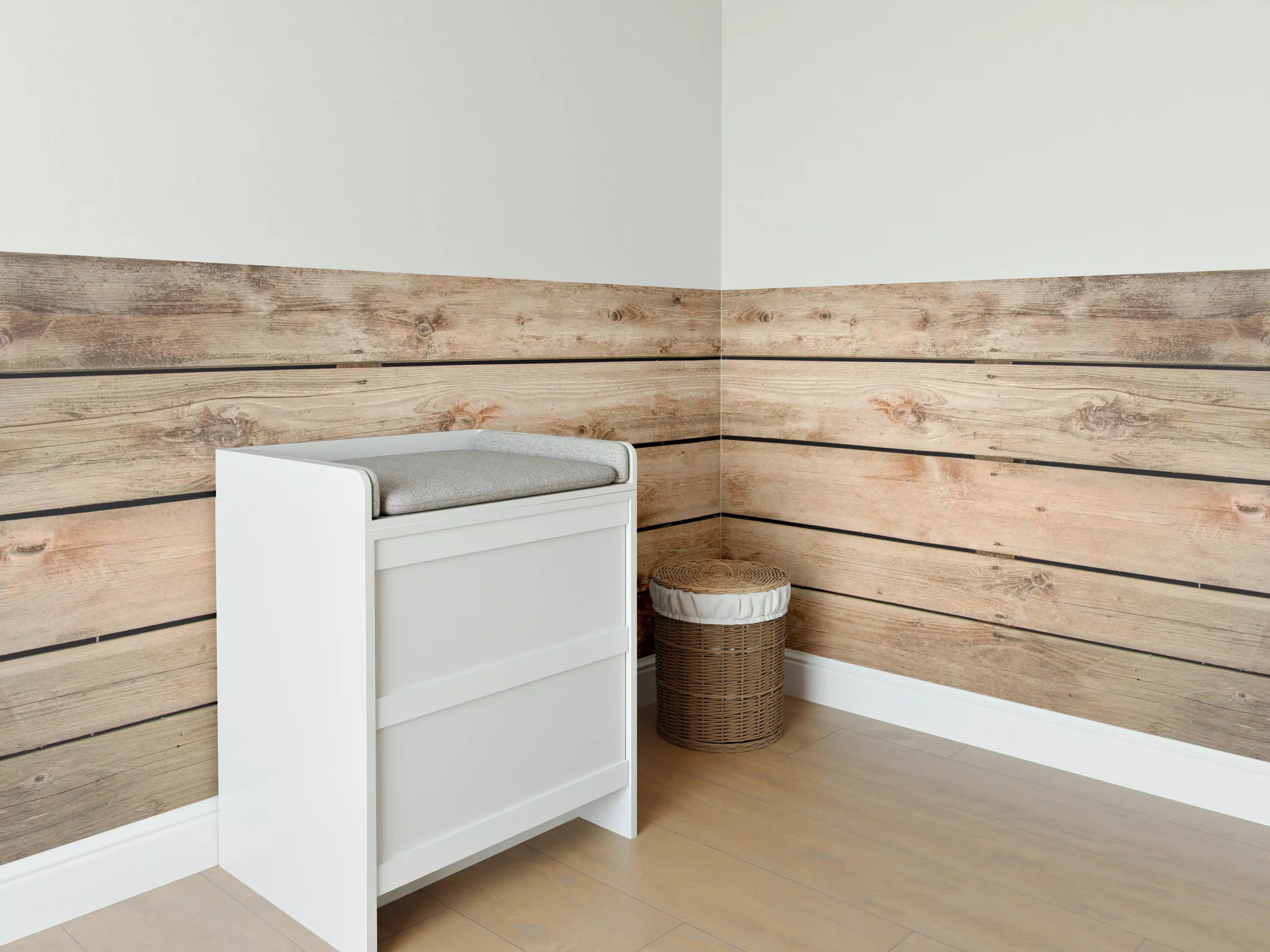 Babyzimmer Wandgestaltung - Rustikale Braun-Holz-Textur