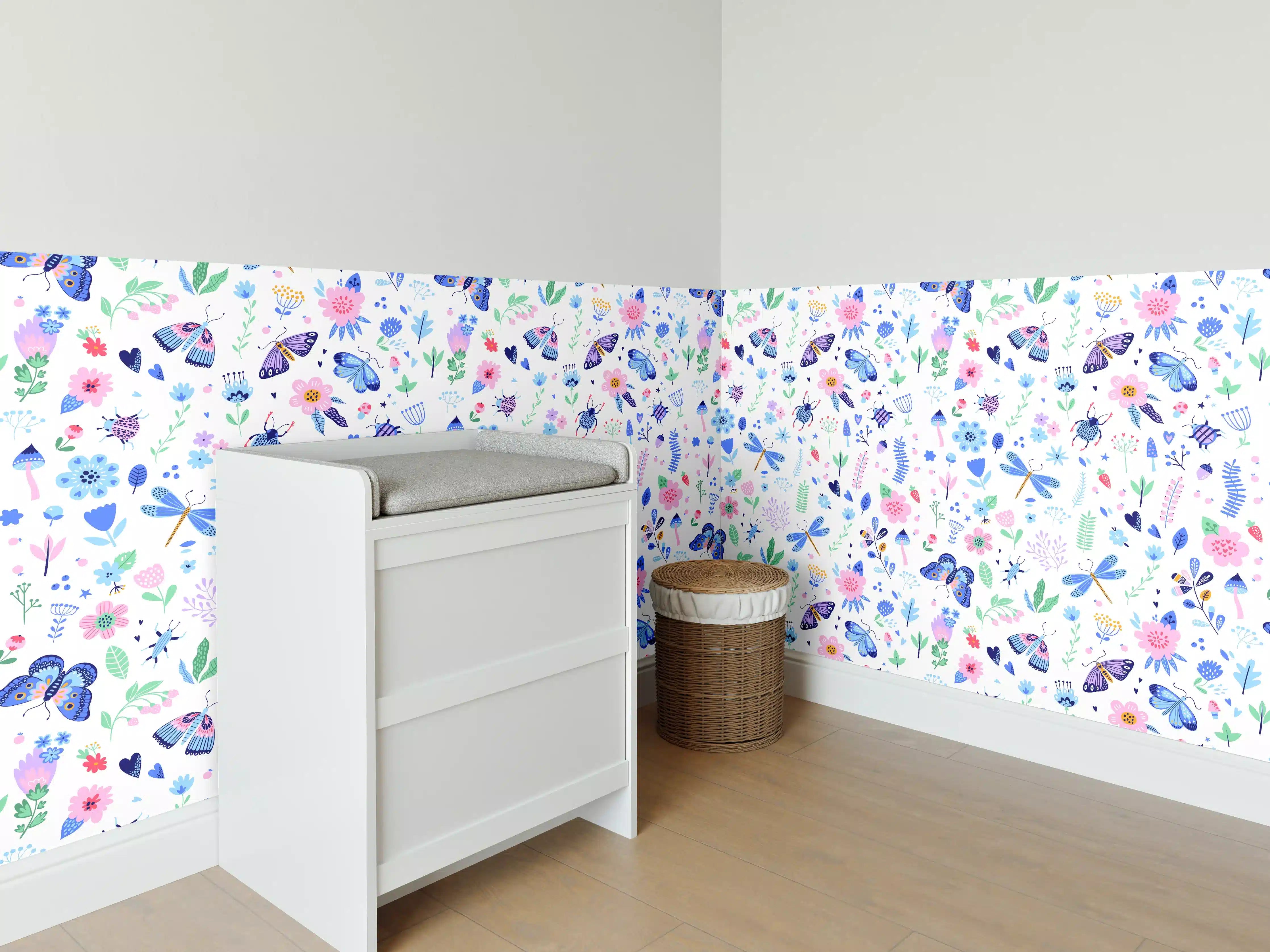 Babyzimmer Wandgestaltung - Sanfte Grautöne im Blumenmuster