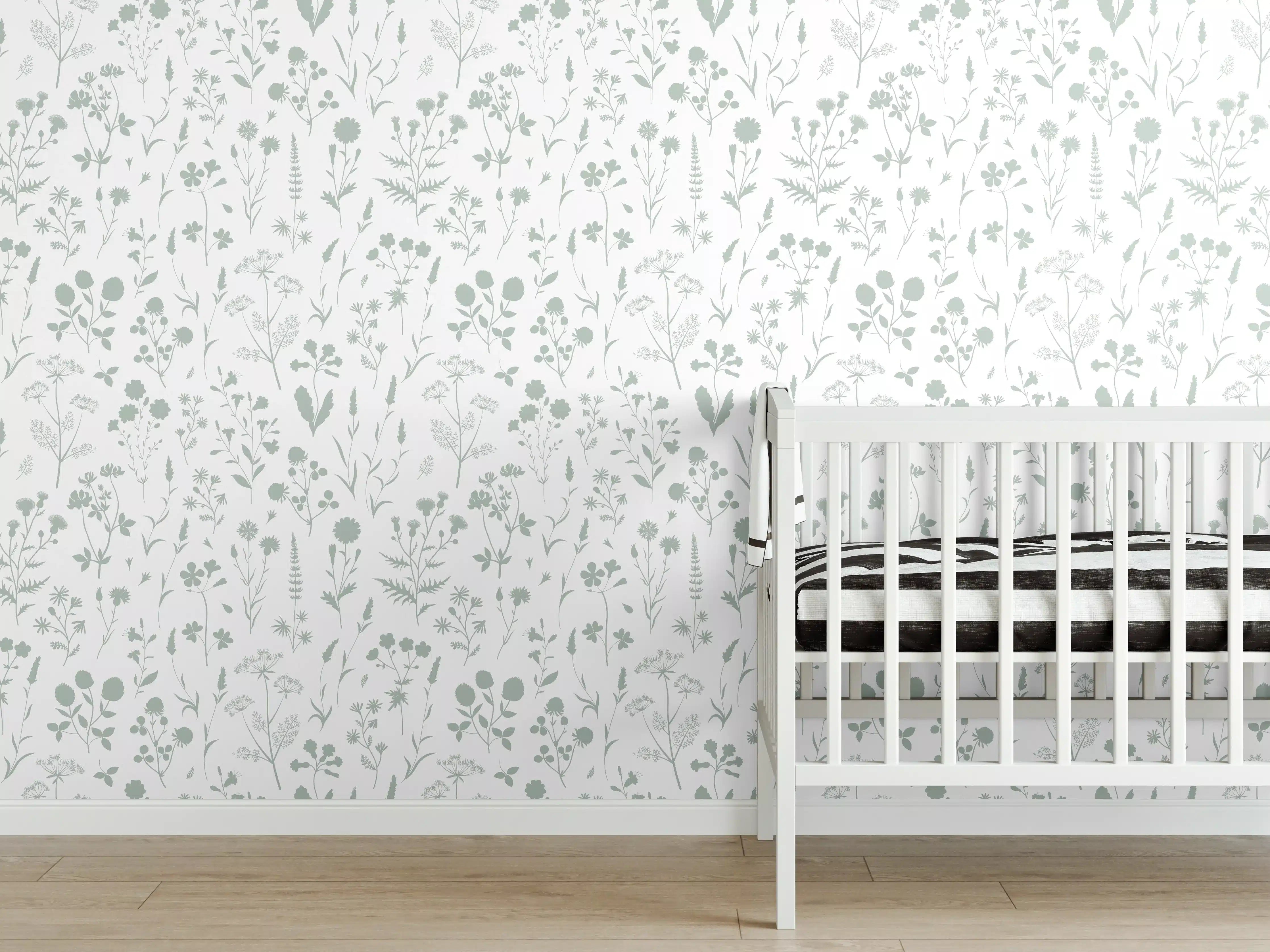 Babyzimmer Wandgestaltung - Sanfte Grautöne: Pastellrosen