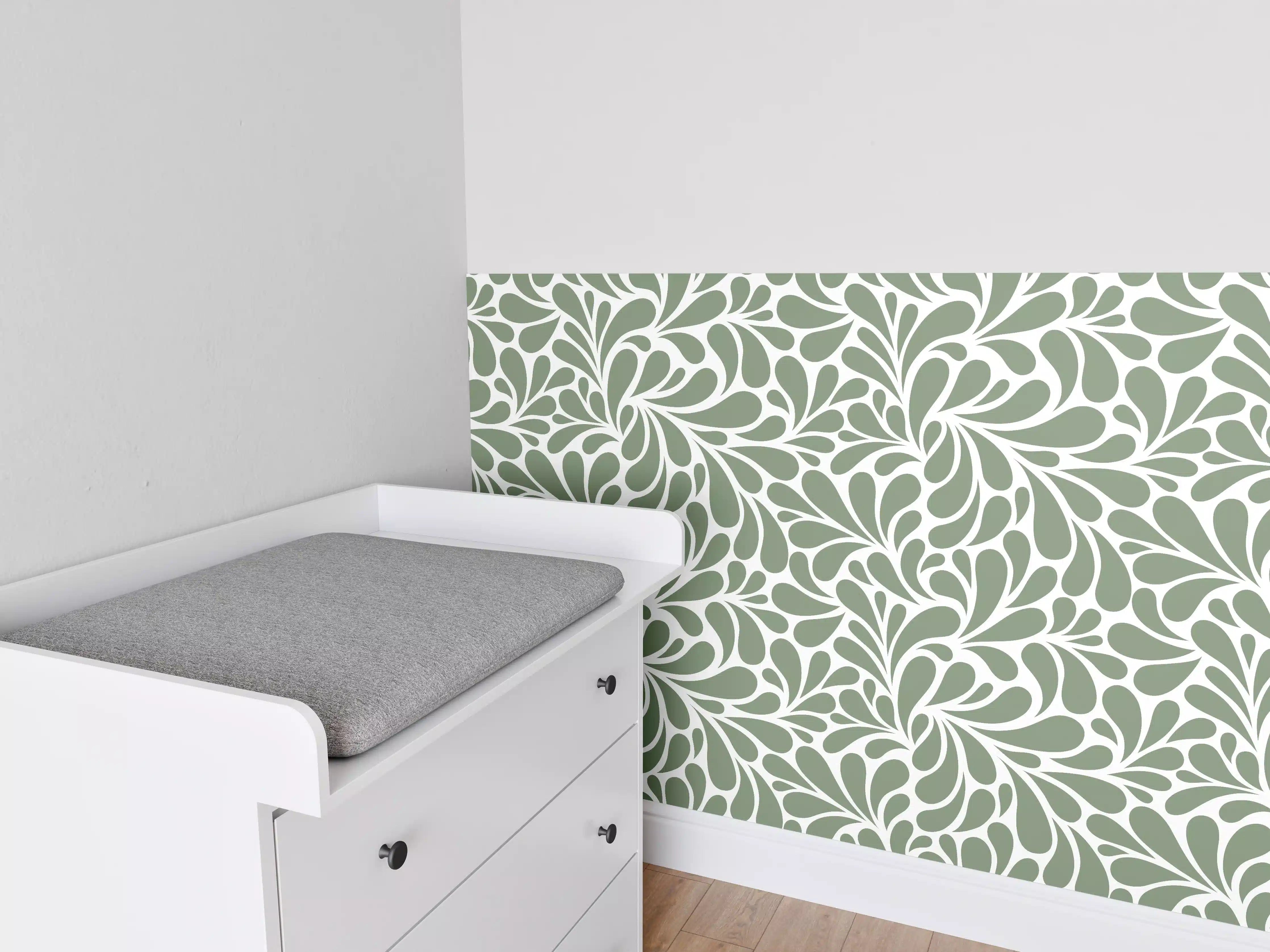 Babyzimmer Wandgestaltung - Sanfte Grüntöne mit floraler Musterarbeit