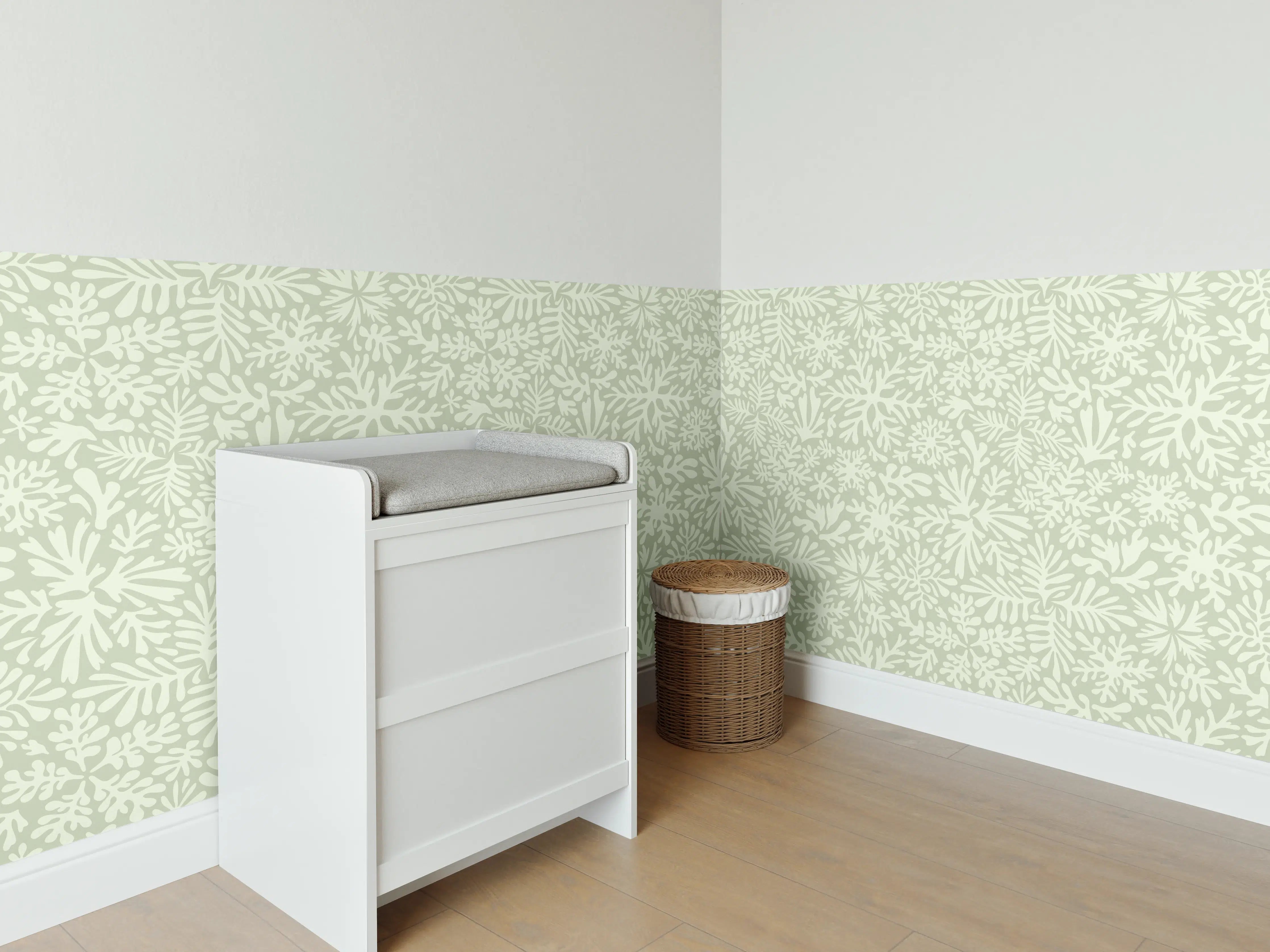 Babyzimmer Wandgestaltung - Sanfte grüne Blumenmuster-Wandgestaltung
