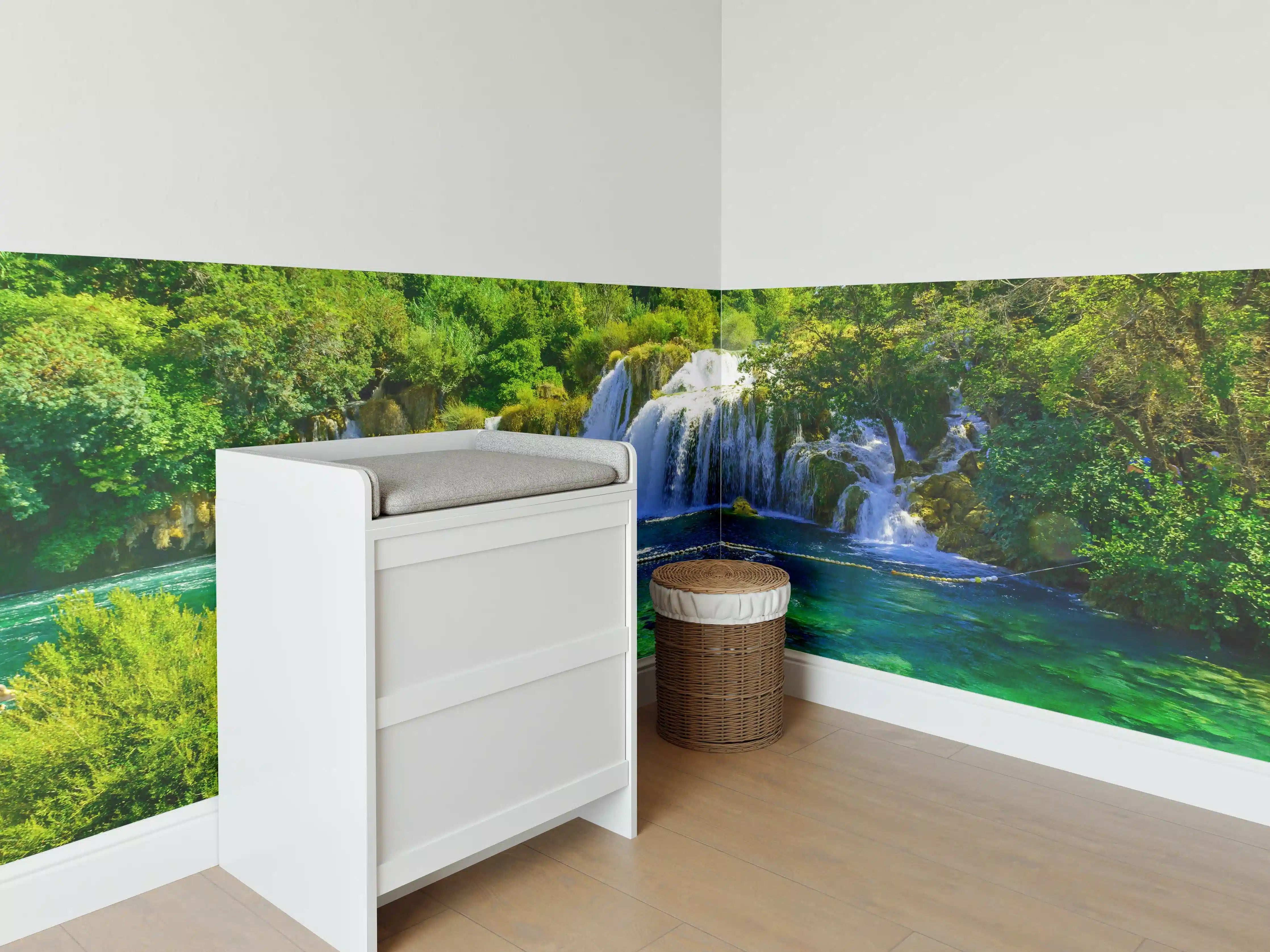 Babyzimmer Wandgestaltung - Satte grüne Wasserfälle - Kroatien