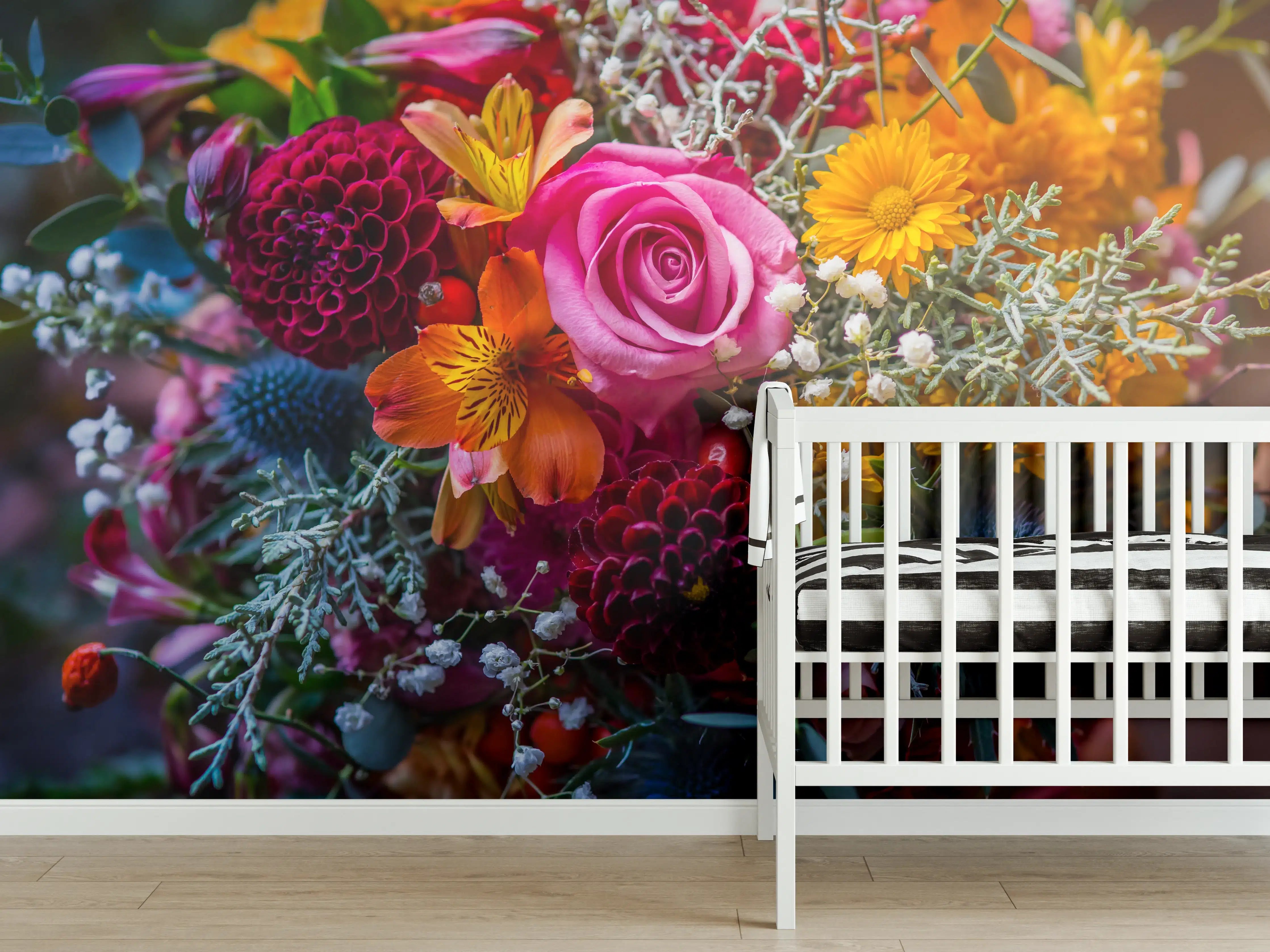Babyzimmer Wandgestaltung - Satter bunter Blumenstrauß