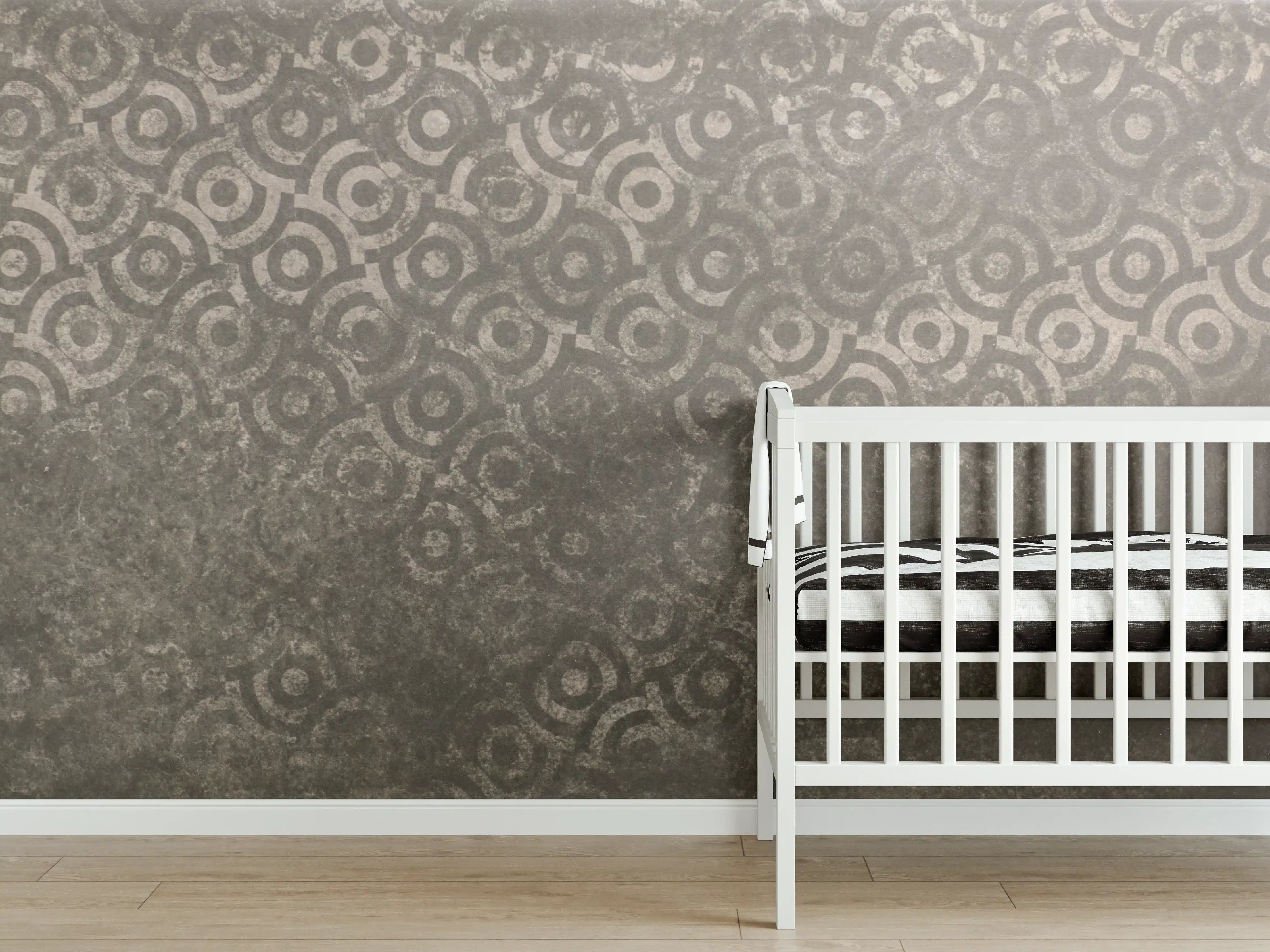 Babyzimmer Wandgestaltung - Schlichte graue Wand mit Musterakzenten