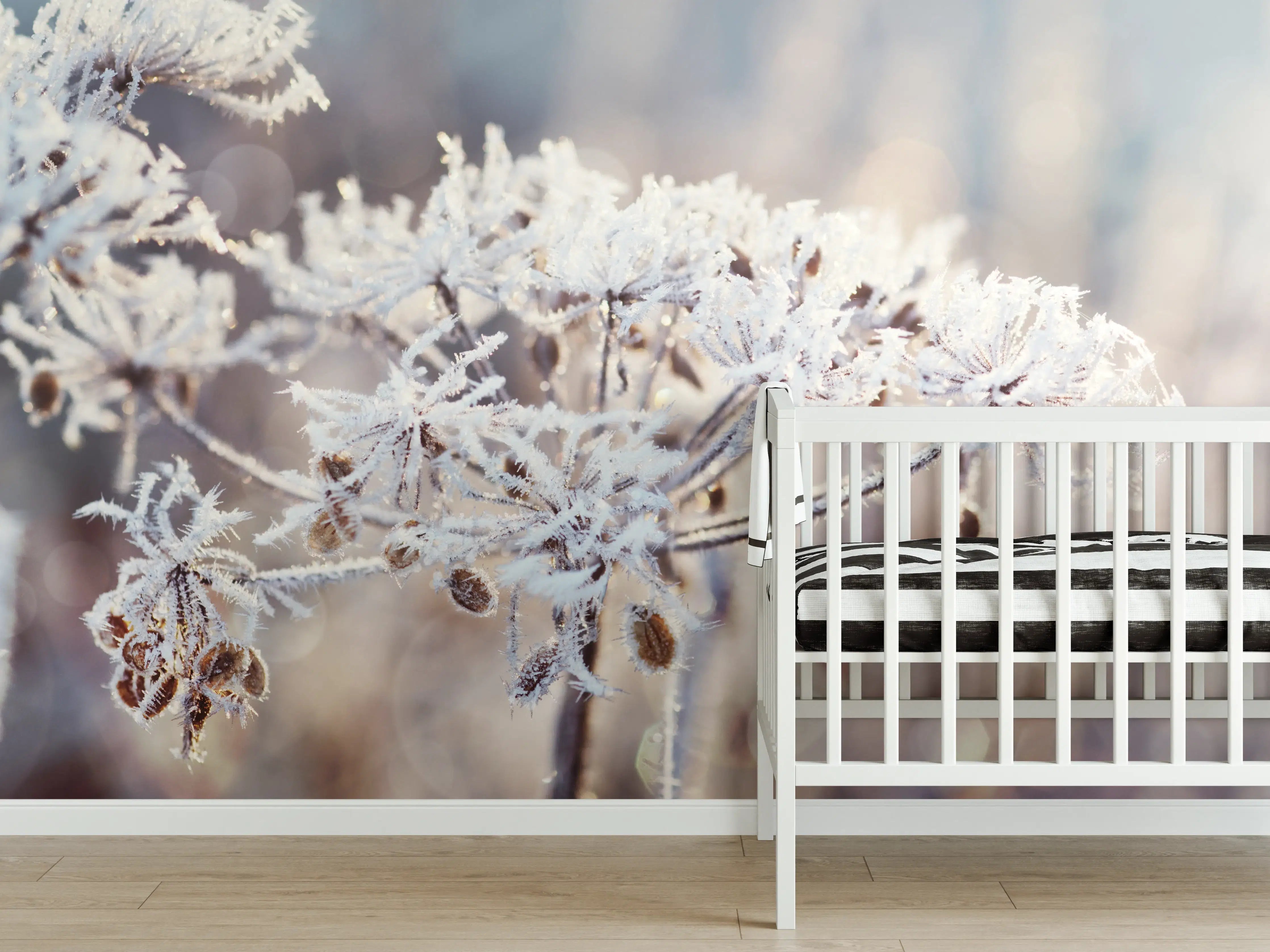 Babyzimmer Wandgestaltung - Schneetau auf Pflanzen