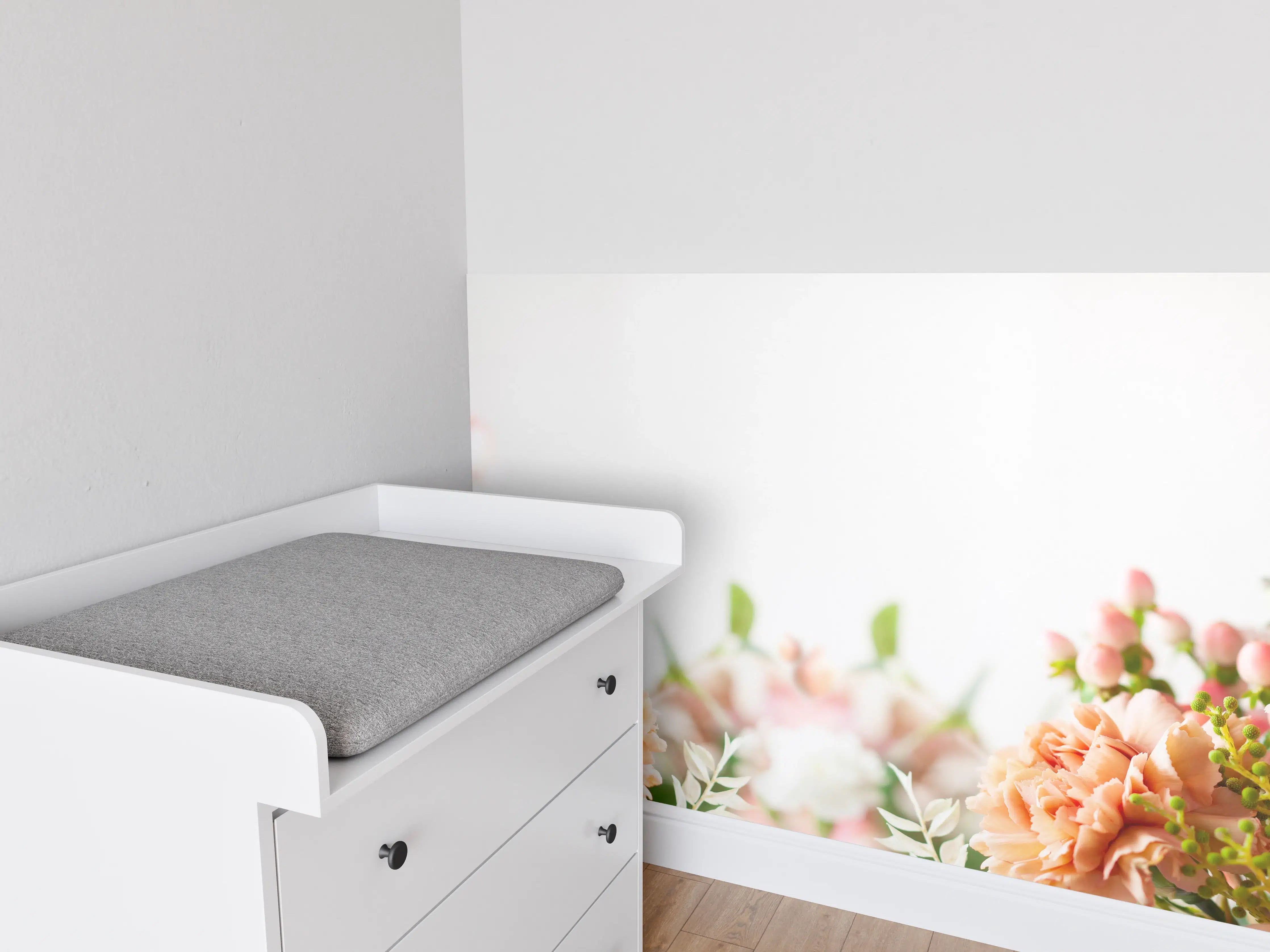 Babyzimmer Wandgestaltung - Schöne herbstliche Blumen-Komposition