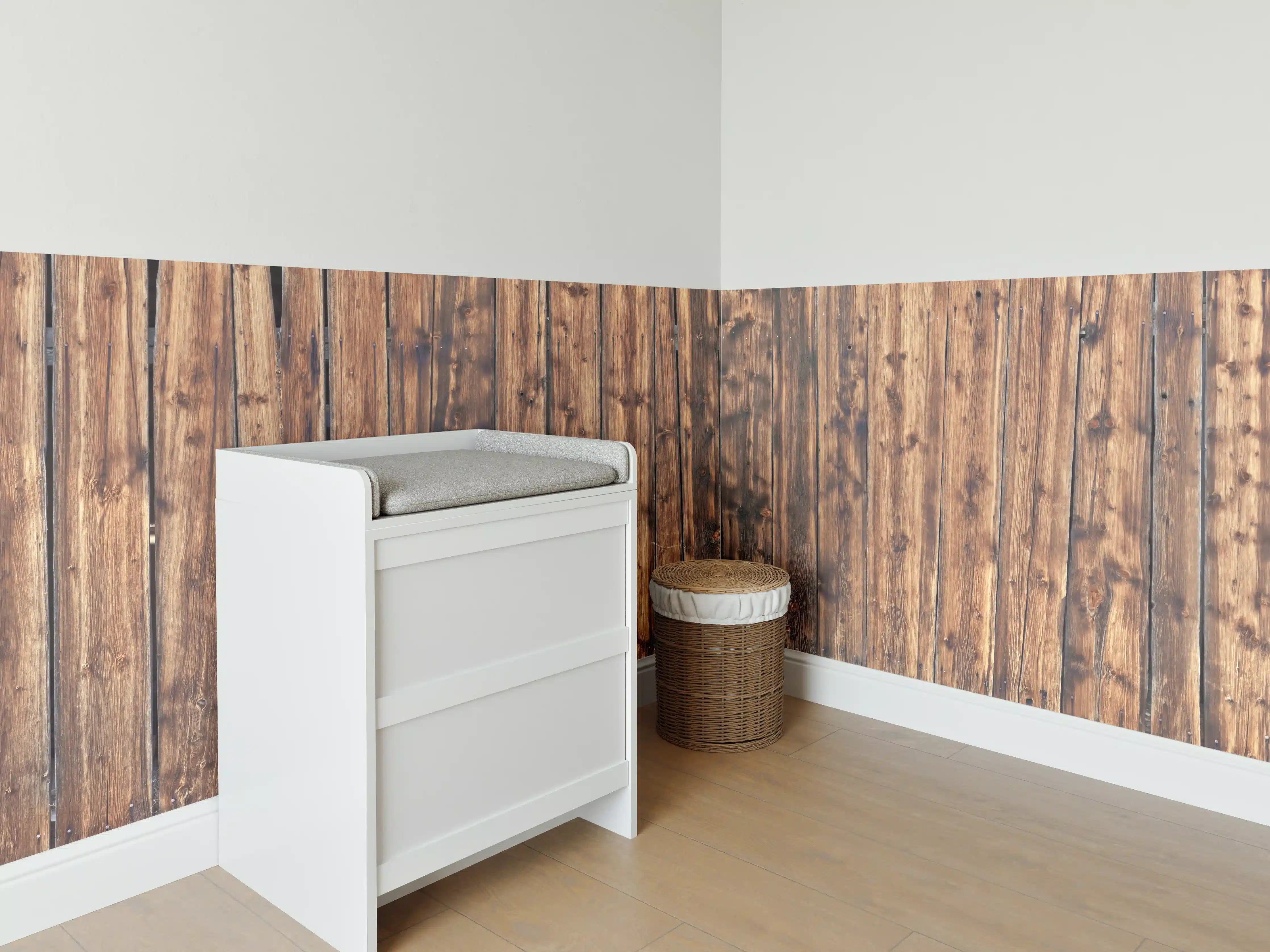 Babyzimmer Wandgestaltung - Schöne verwitterte Hüttenwand