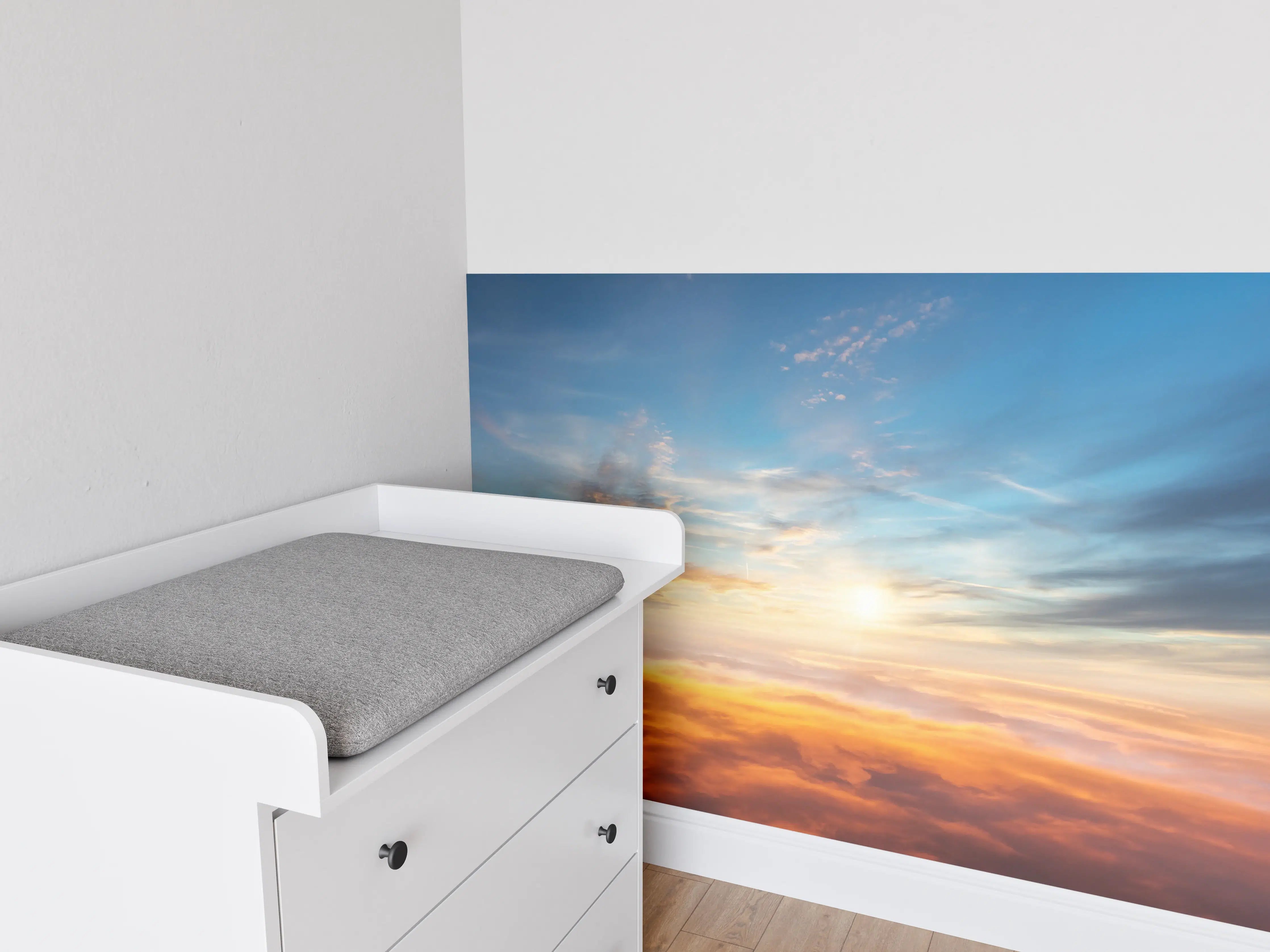 Babyzimmer Wandgestaltung - Schöner Sonnenuntergang über den Wolken