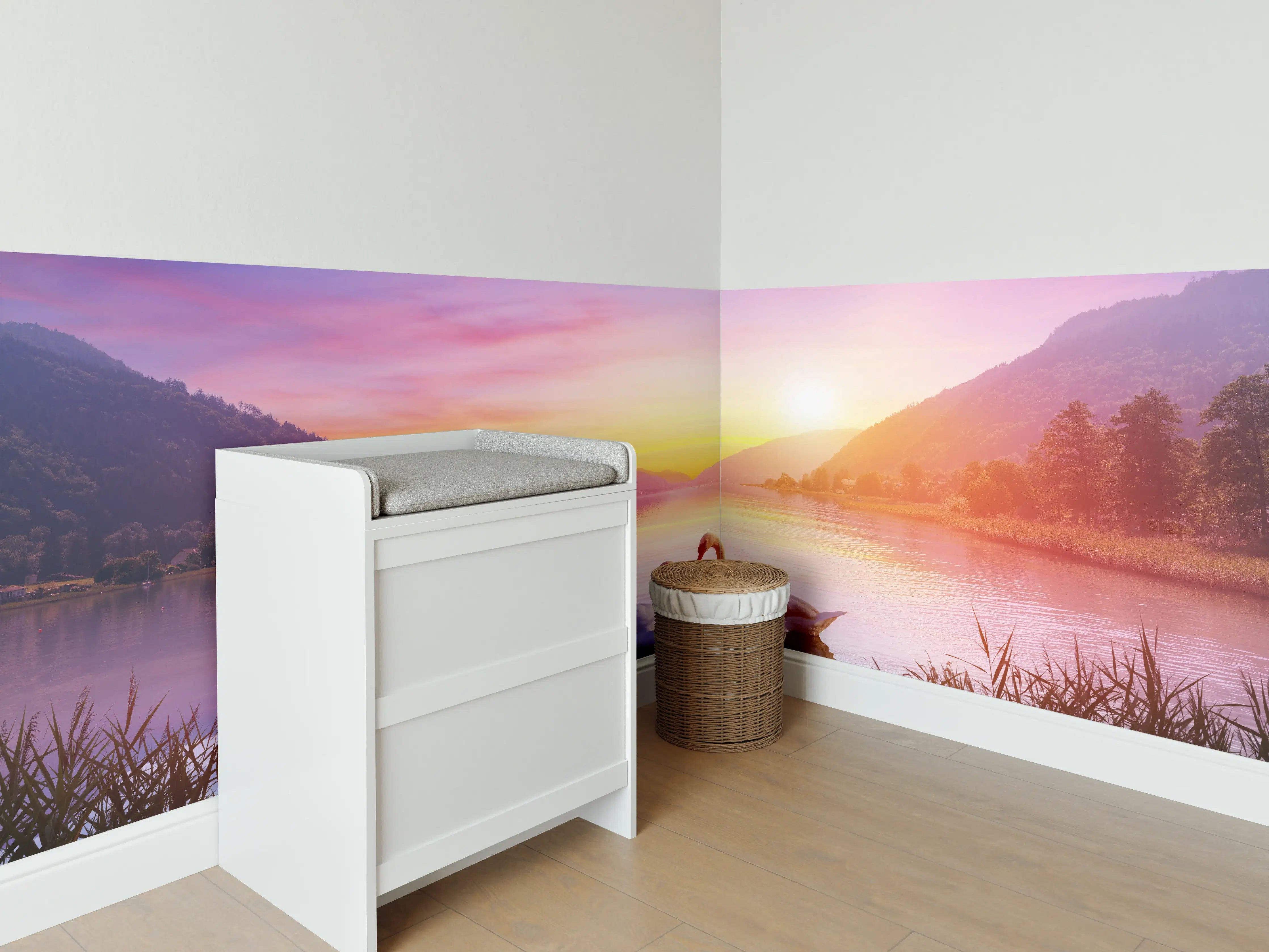 Babyzimmer Wandgestaltung - Schwäne über dem See bei Sonnenaufgang - Ruhe und Romantik