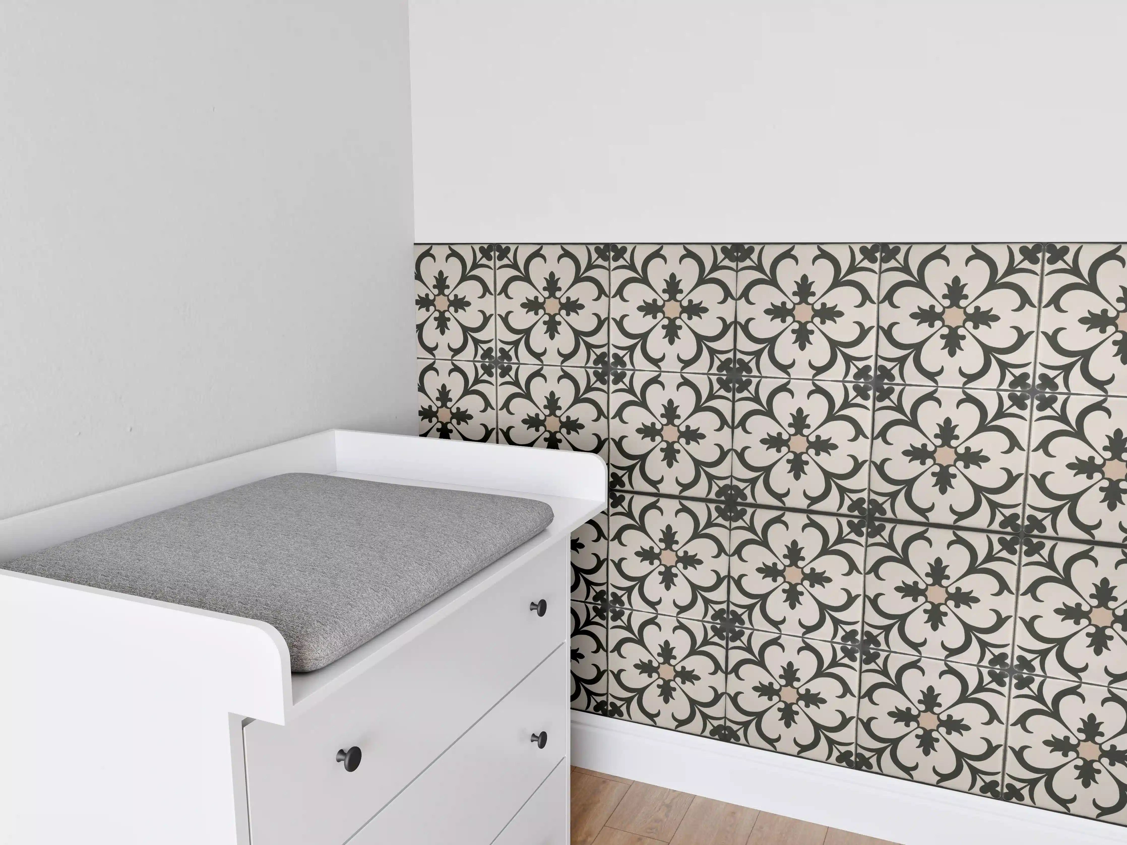 Babyzimmer Wandgestaltung - Schwarz Braun Vintage Mosaik