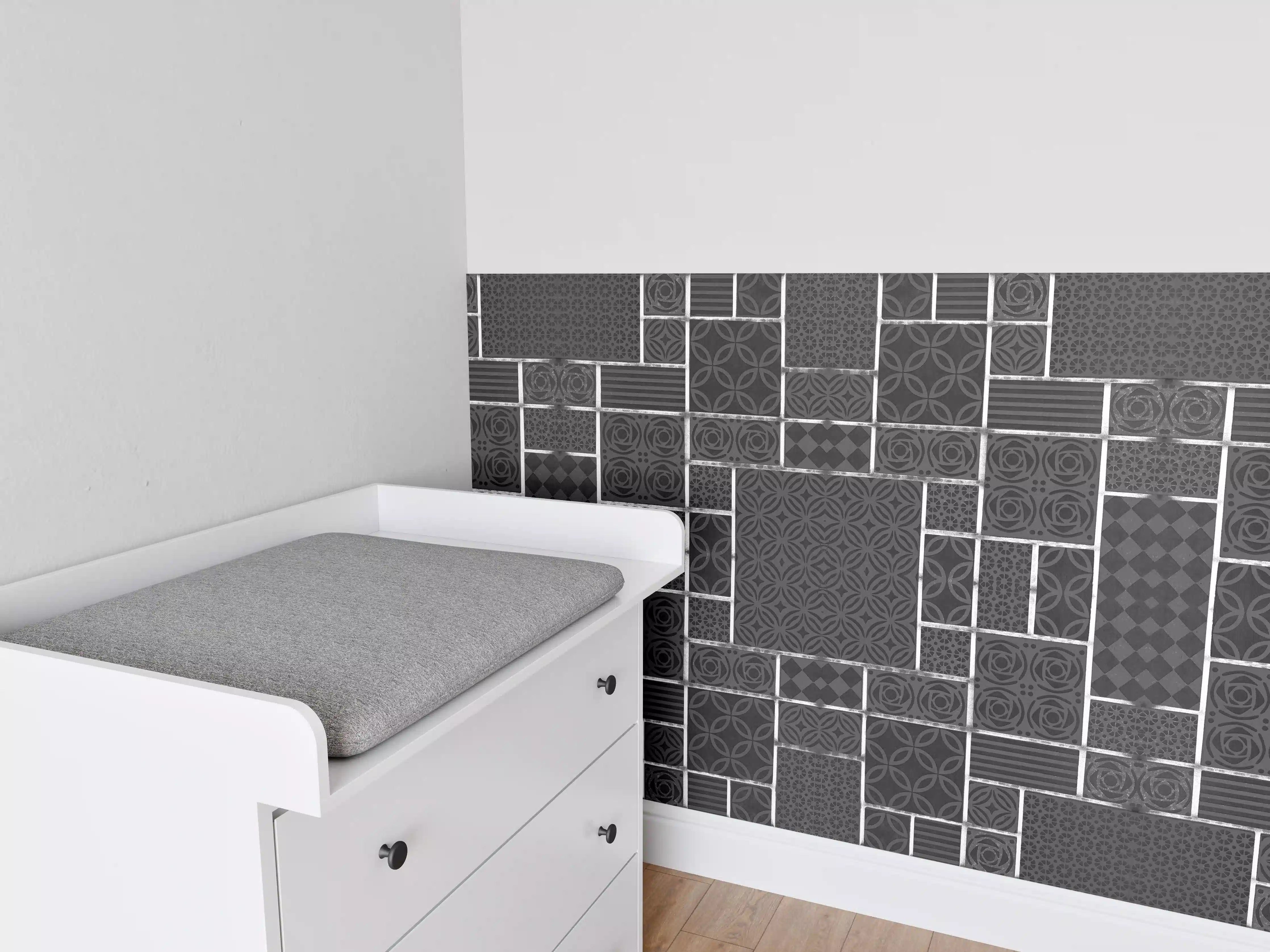 Babyzimmer Wandgestaltung - Schwarz geometrische Fliesen