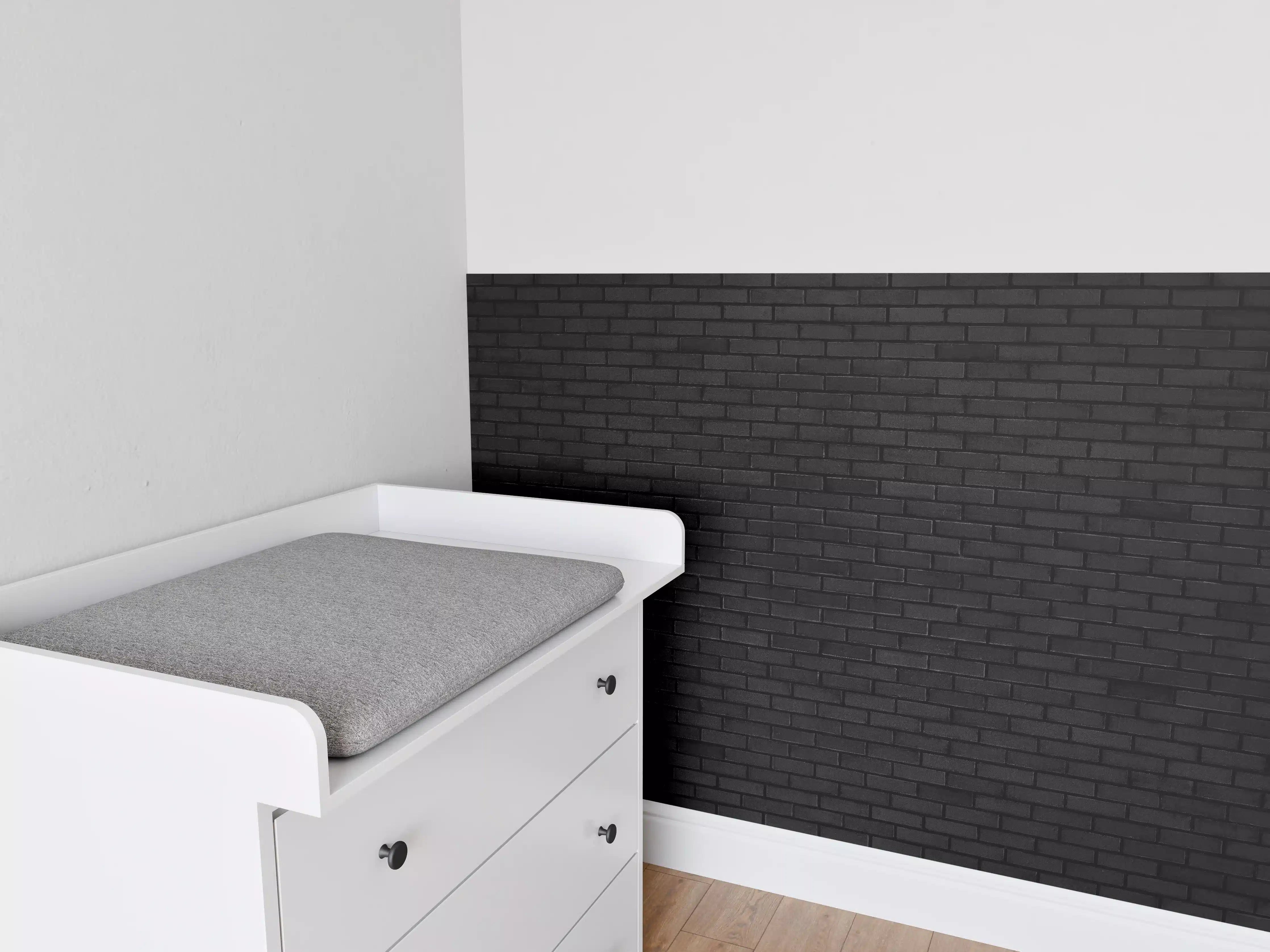 Babyzimmer Wandgestaltung - Schwarze Backsteinmauer 1