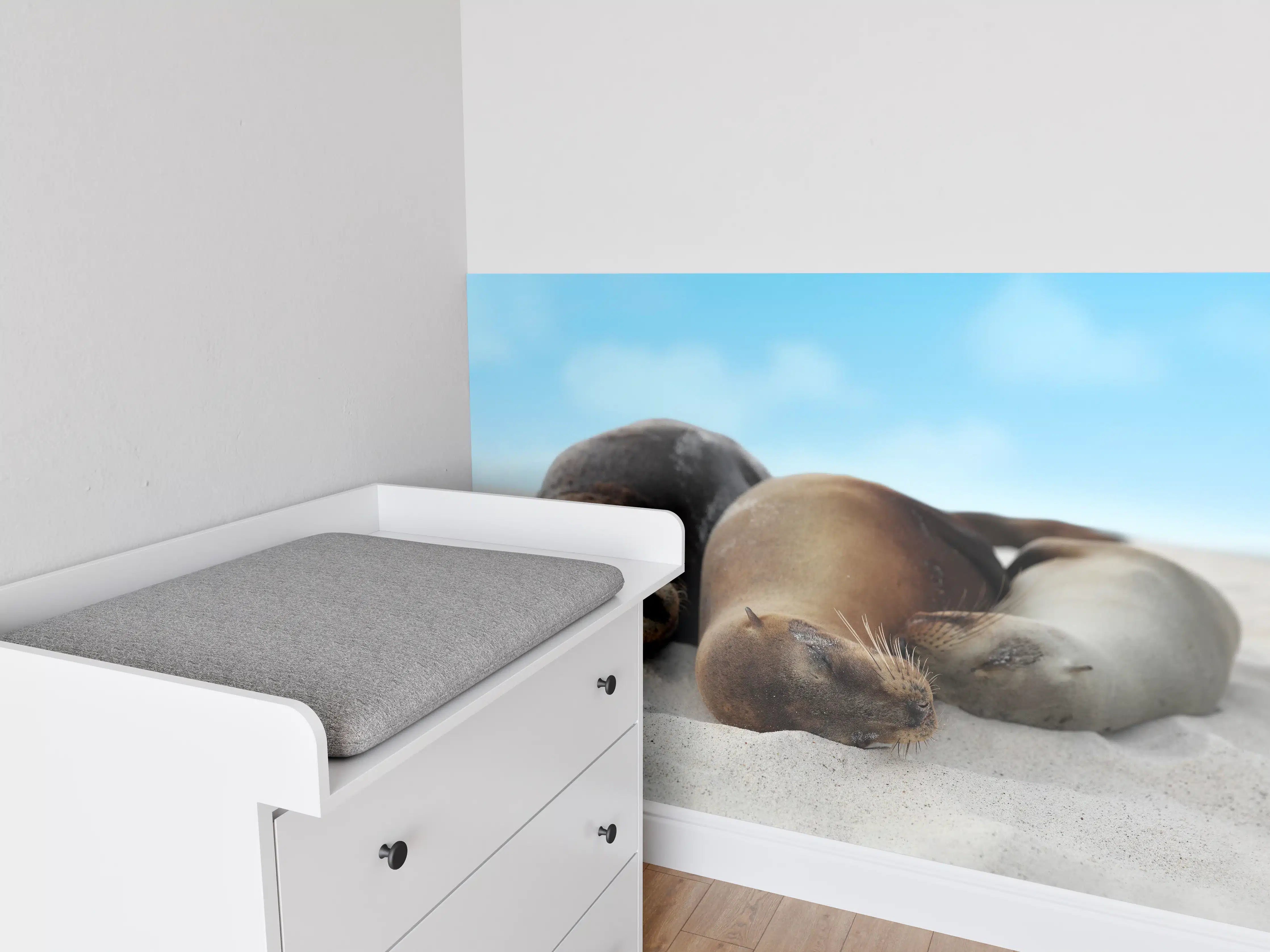Babyzimmer Wandgestaltung - Seelöwen im Sand liegend