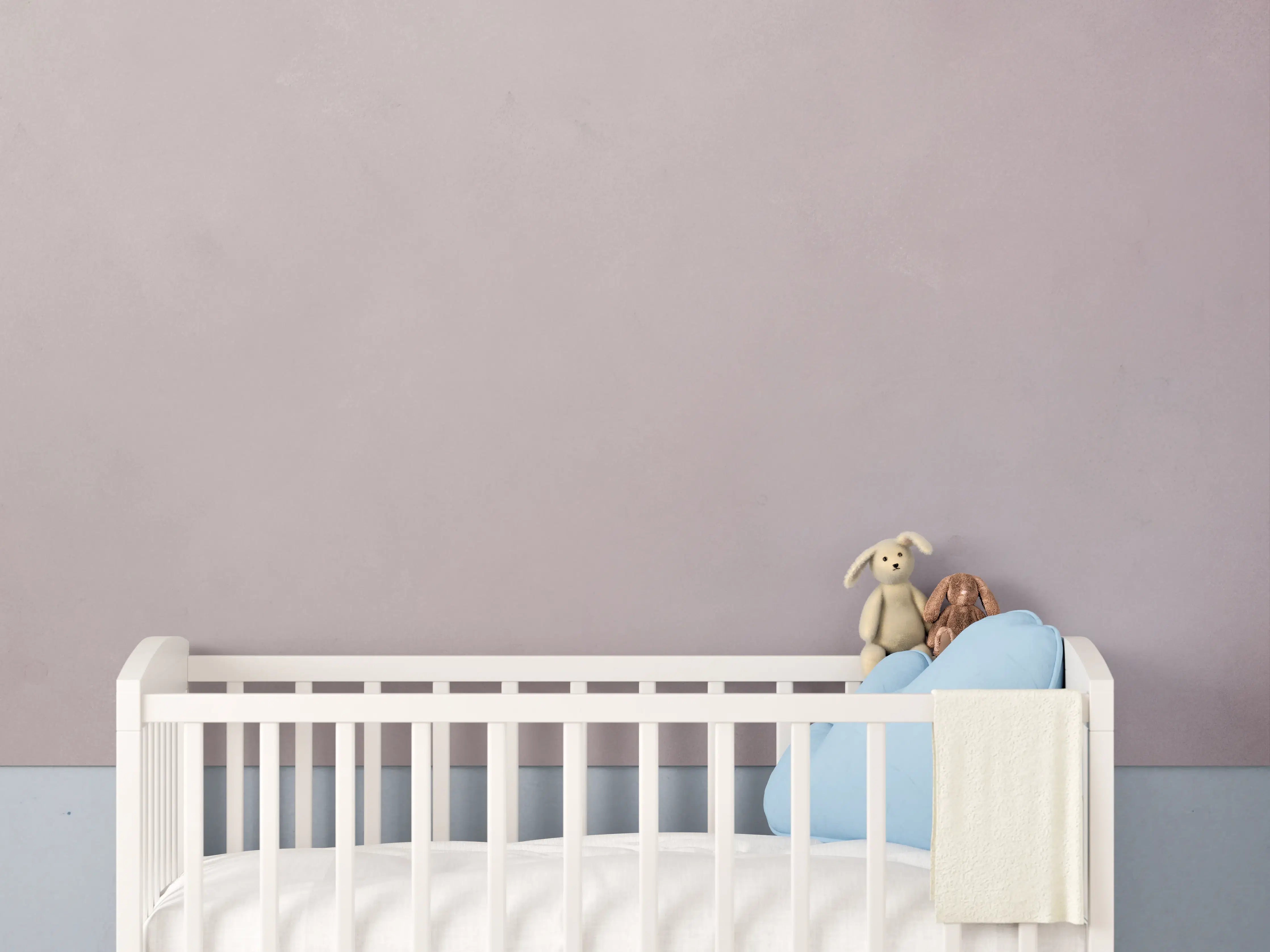 Babyzimmer Wandgestaltung - Silberner Beton mit grauer Maserung